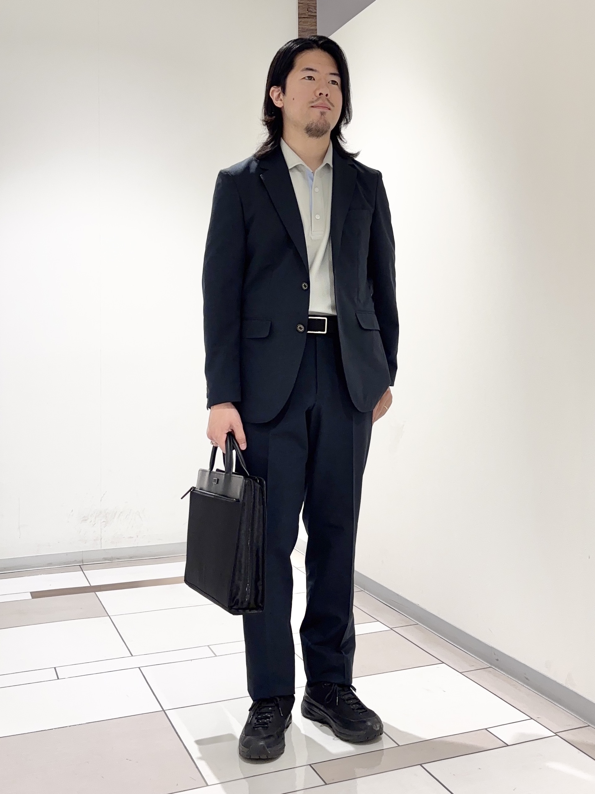 及川さんの「TAKEO KIKUCHI｜【抗菌防臭】COOL DOTS（R）ドビープリント ジャケット」を使ったコーディネート