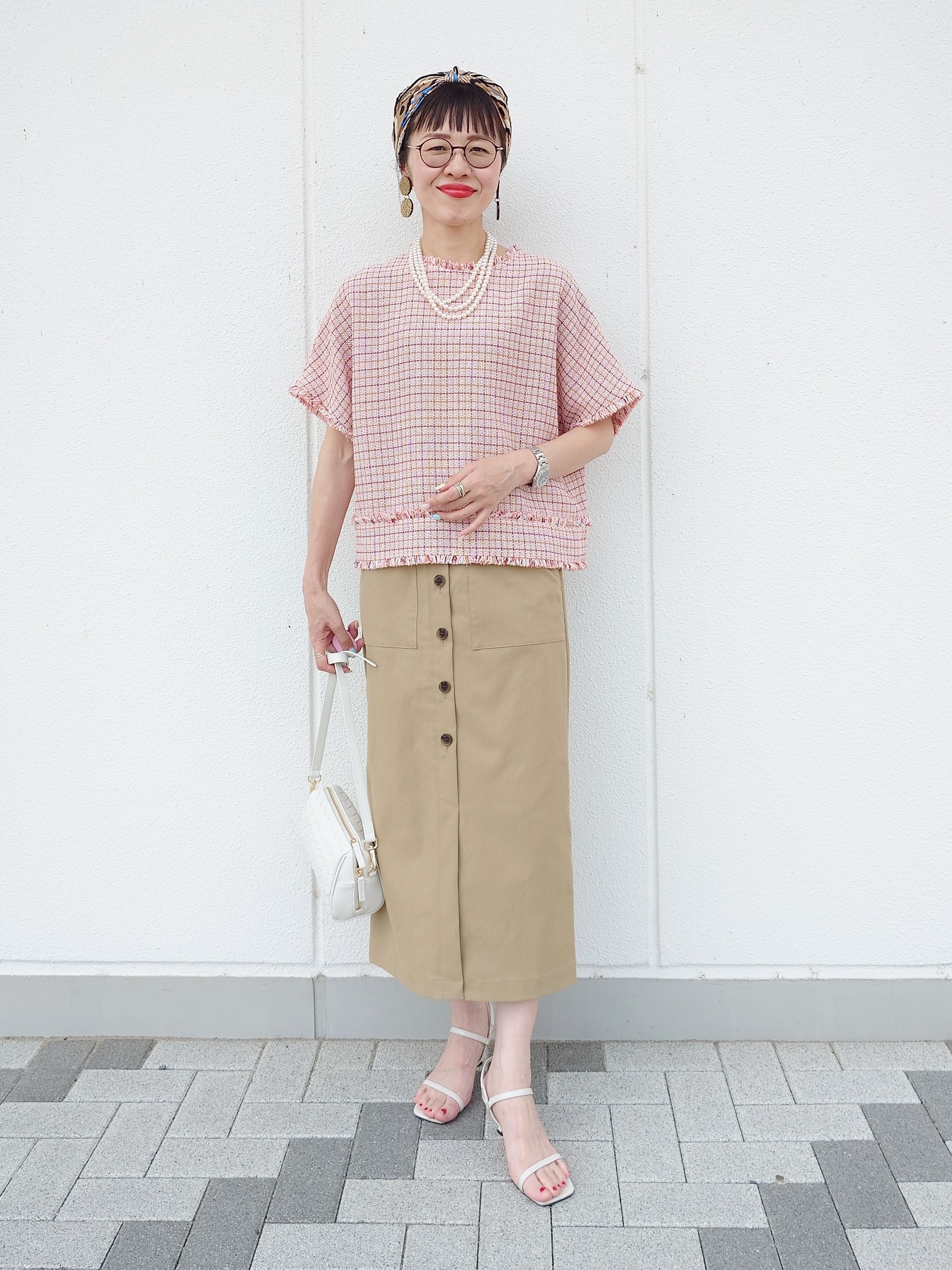 MUTSUKOさんの「UNTITLED｜◆ファンシーツイードブラウス」を使ったコーディネート