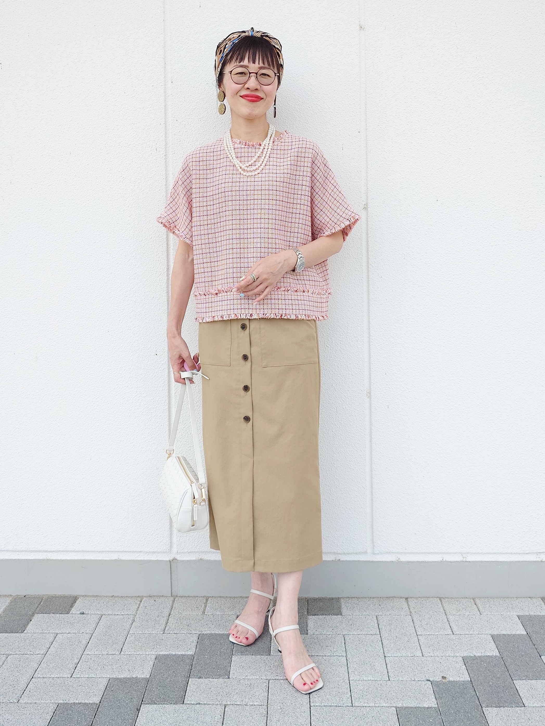 MUTSUKOさんの「UNTITLED｜◆ファンシーツイードブラウス」を使ったコーディネート