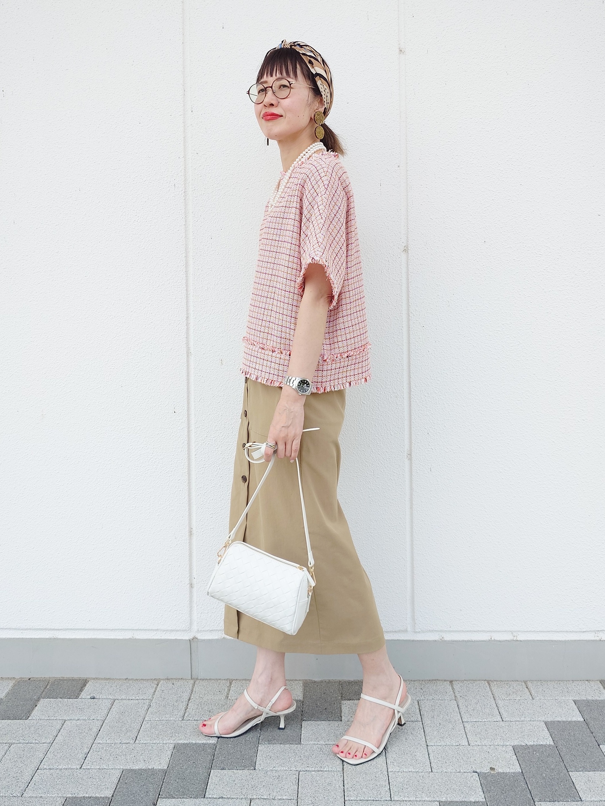 MUTSUKOさんの「UNTITLED｜◆ファンシーツイードブラウス」を使ったコーディネート
