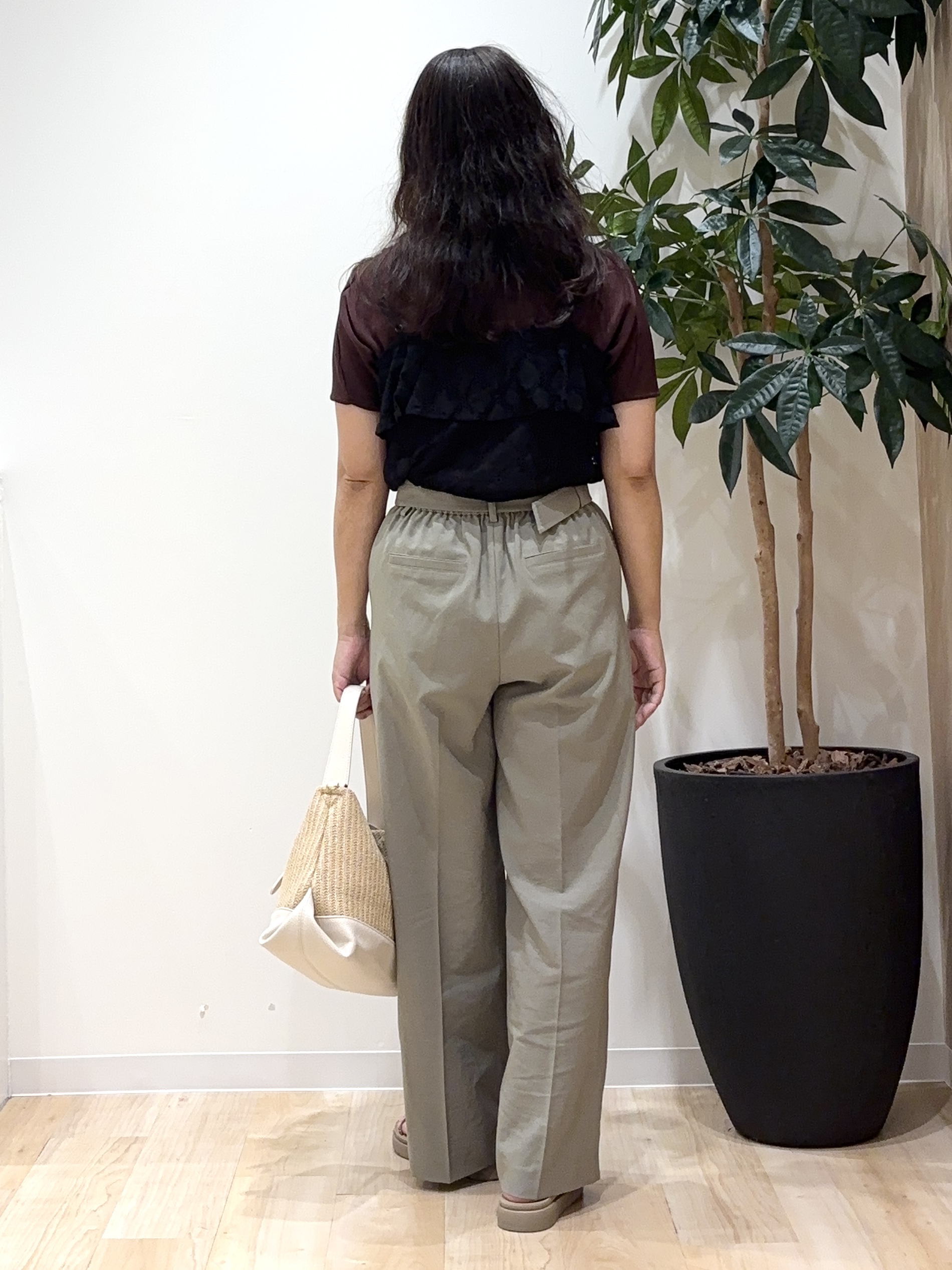 miraiさんの「grove｜【シリーズ累計36万枚！名品ニット】やわらかドライタッチ ドルマンニット」を使ったコーディネート