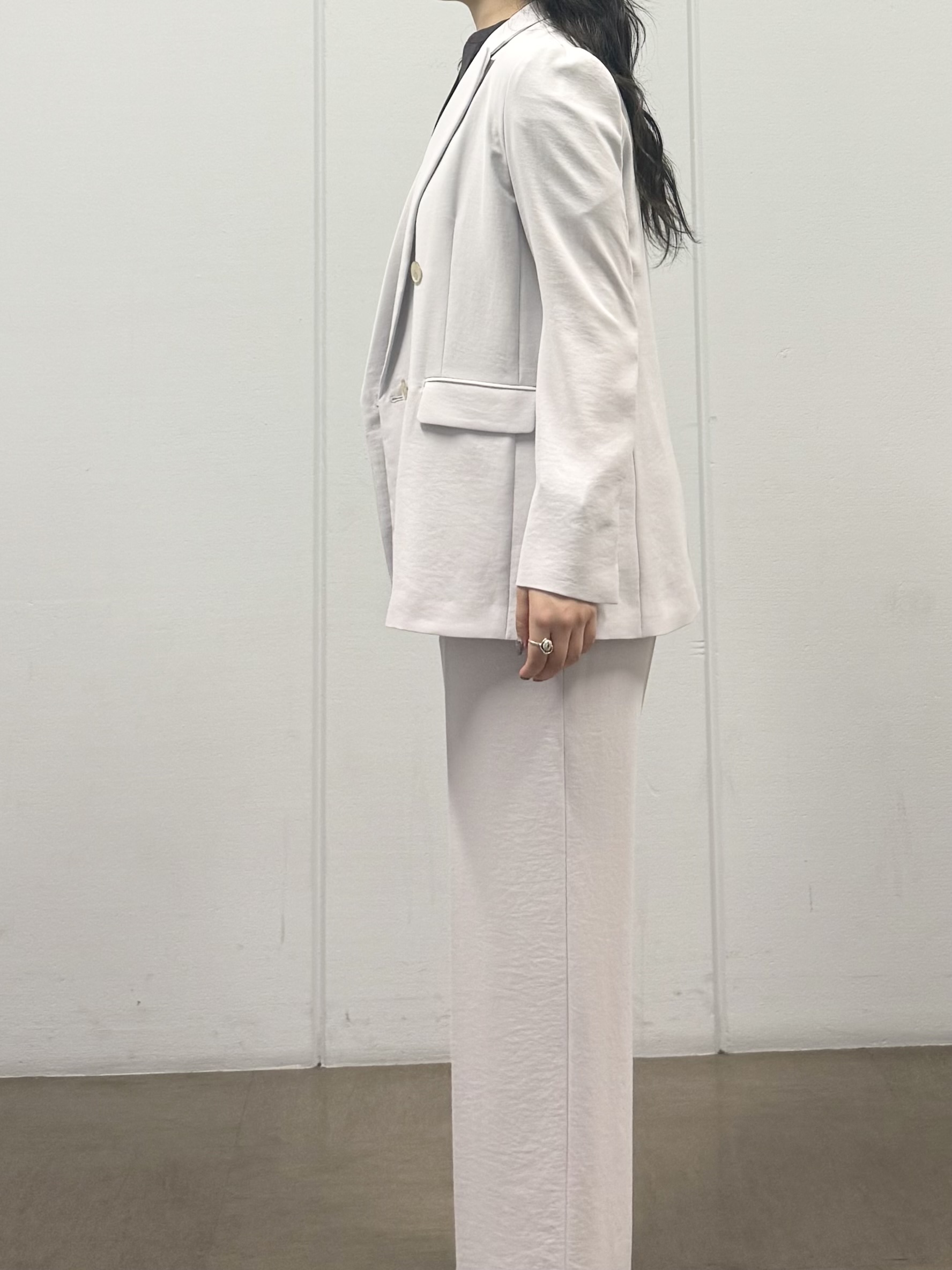 mizukiさんの「INDIVI｜【接触冷感/洗える】シアーシャンブレーピンタックブラウス」を使ったコーディネート