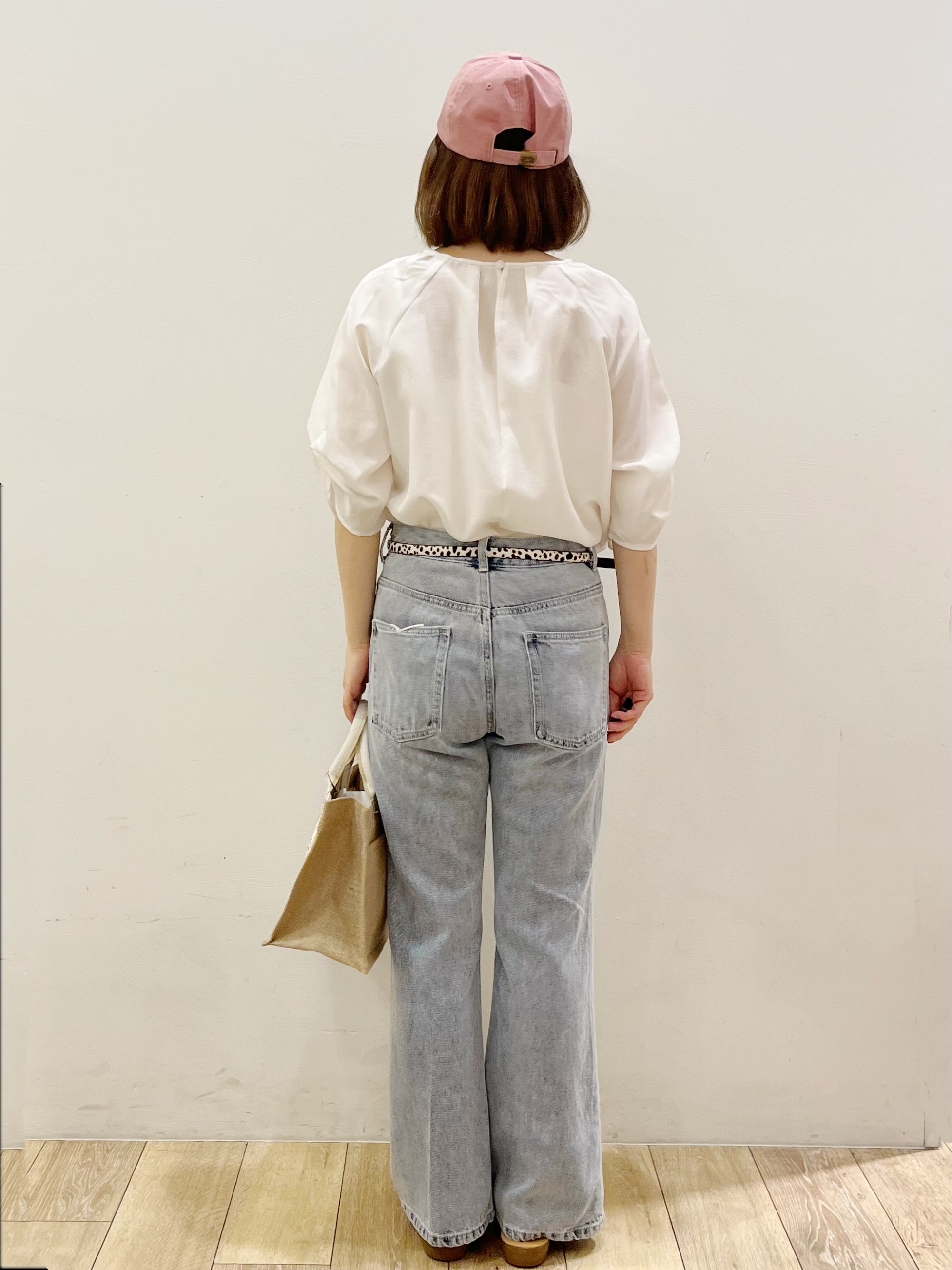 kcさんの「OPAQUE.CLIP｜【接触冷感／吸水速乾】リネンライク タックスリーブブラウス《セットアップ対応／洗濯機OK》」を使ったコーディネート