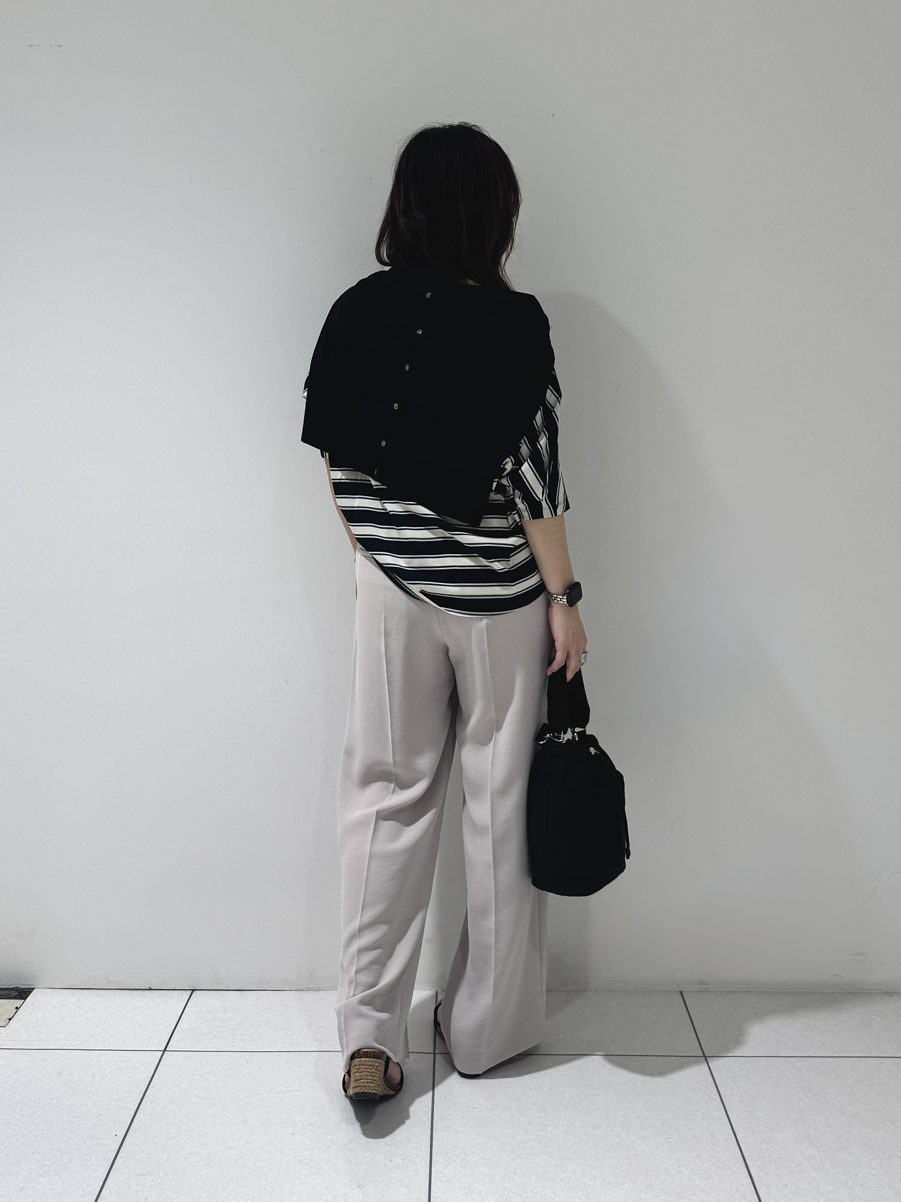 そんさんの「INDIVI｜【UVケア/接触冷感／アンサンブル】丸首カーディガン＆袖スリット5分袖ニット」を使ったコーディネート