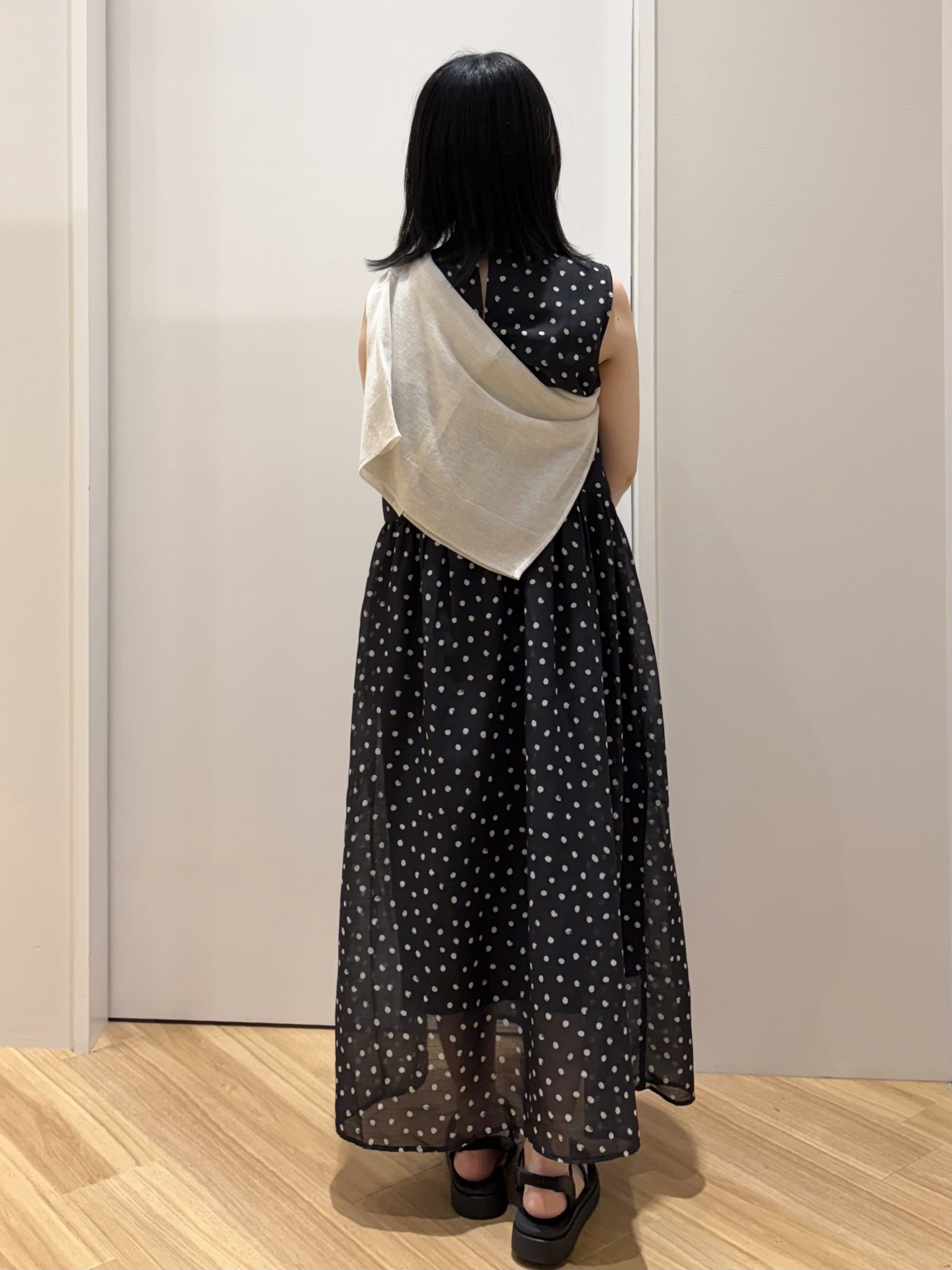 kanonさんの「grove｜高評価！【洗える/名品】大人の透け感、シアーカーディガン」を使ったコーディネート