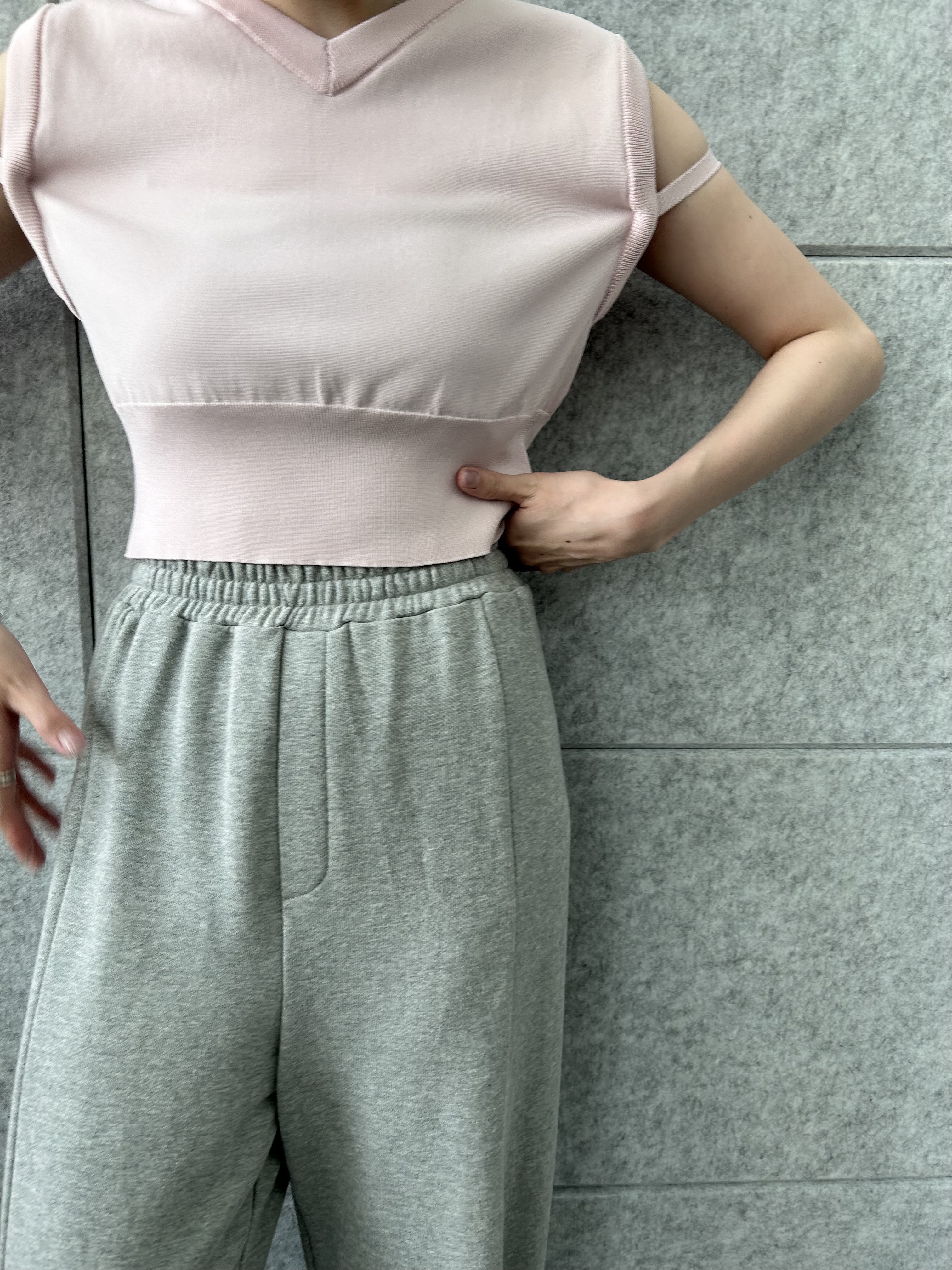 honoka Aさんの「CODE A｜design short vest」を使ったコーディネート