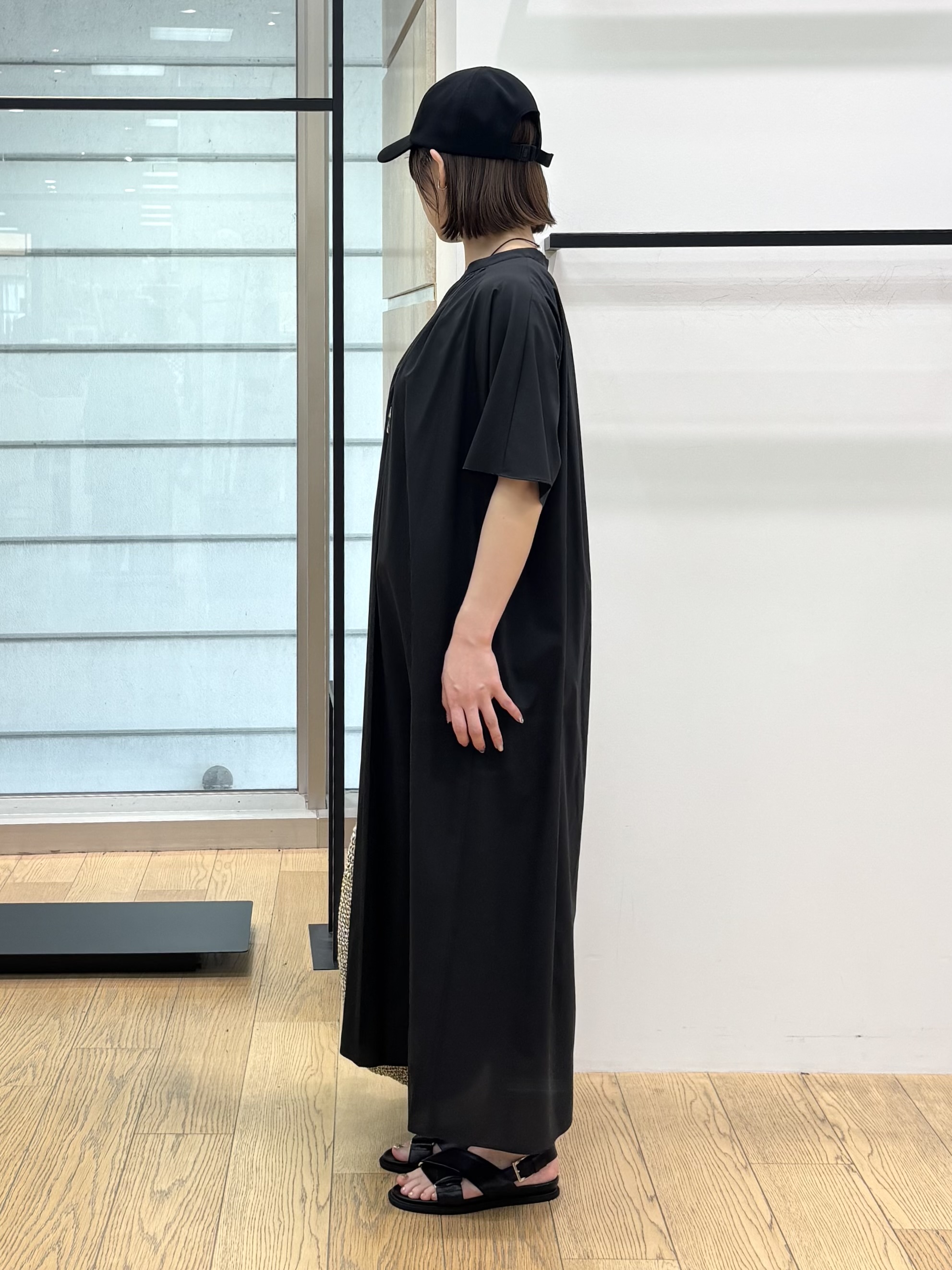 asamiさんの「INDIVI｜【撥水／UVカット】ベルト付きワンピース」を使ったコーディネート