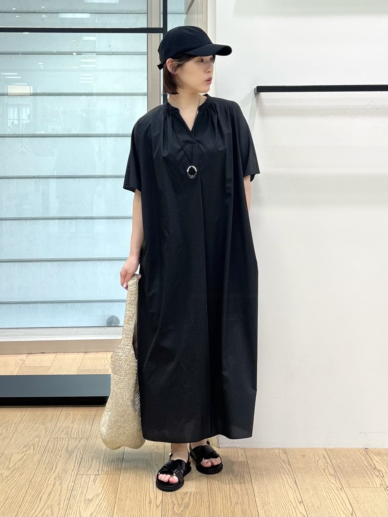 asamiさんの「INDIVI｜【撥水／UVカット】ベルト付きワンピース」を使ったコーディネート