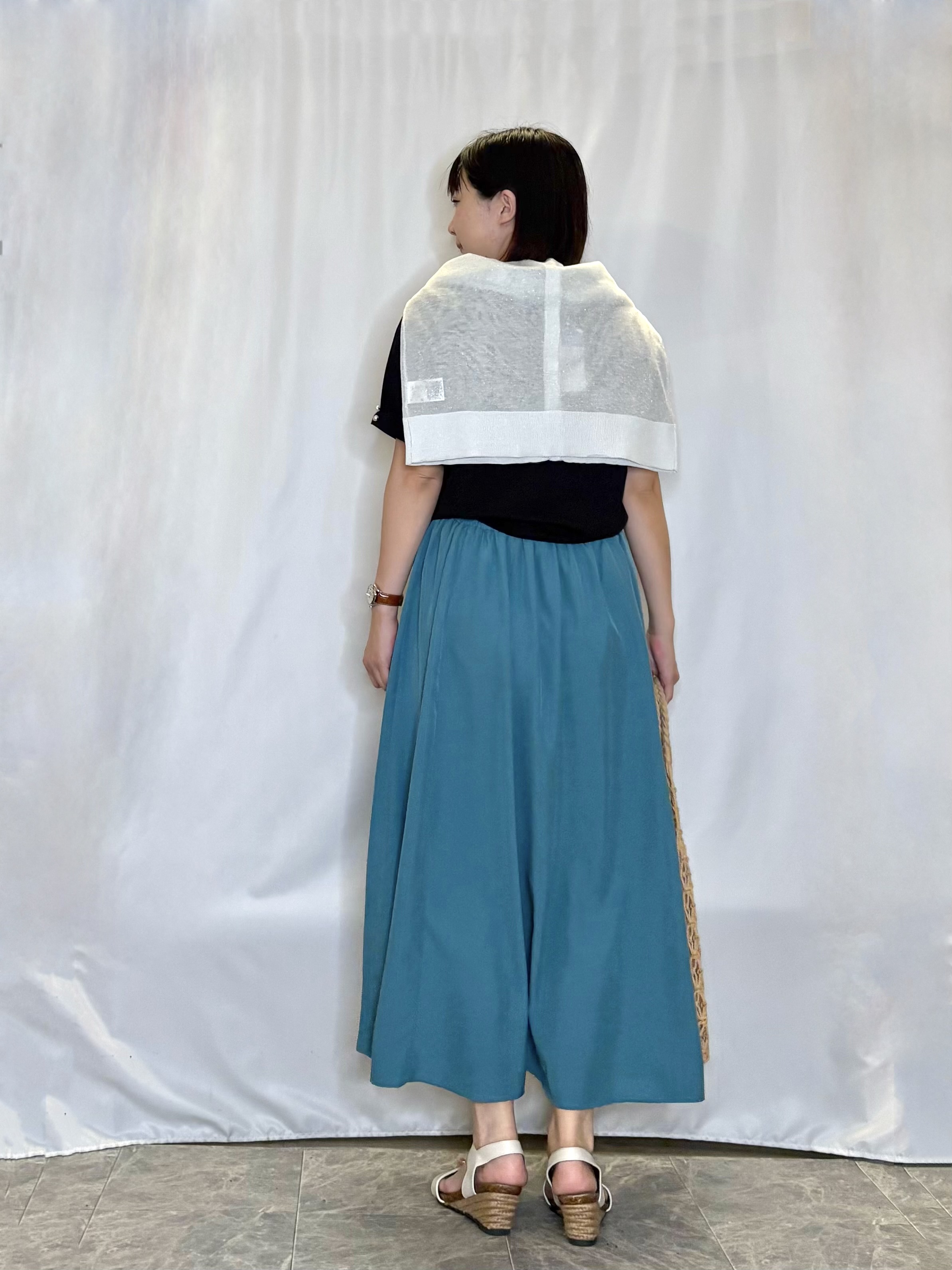 ネリさんの「SHOO･LA･RUE｜【通気性〇/洗濯機可/S-LL】シアーラメカーディガン」を使ったコーディネート