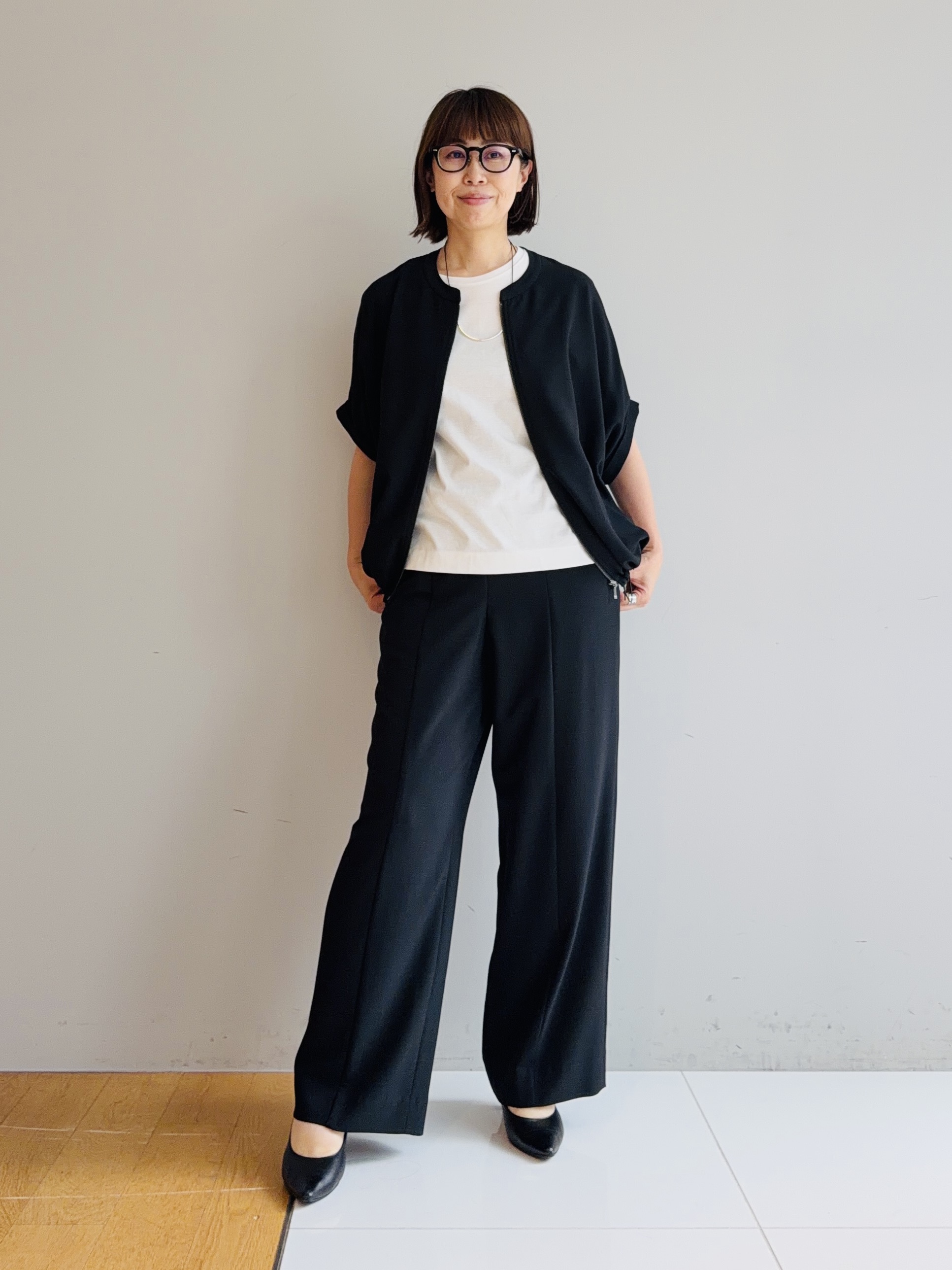 murayamaさんの「INDIVI｜【秋羽織り/着る日傘】ドルマンフォルムブルゾン」を使ったコーディネート