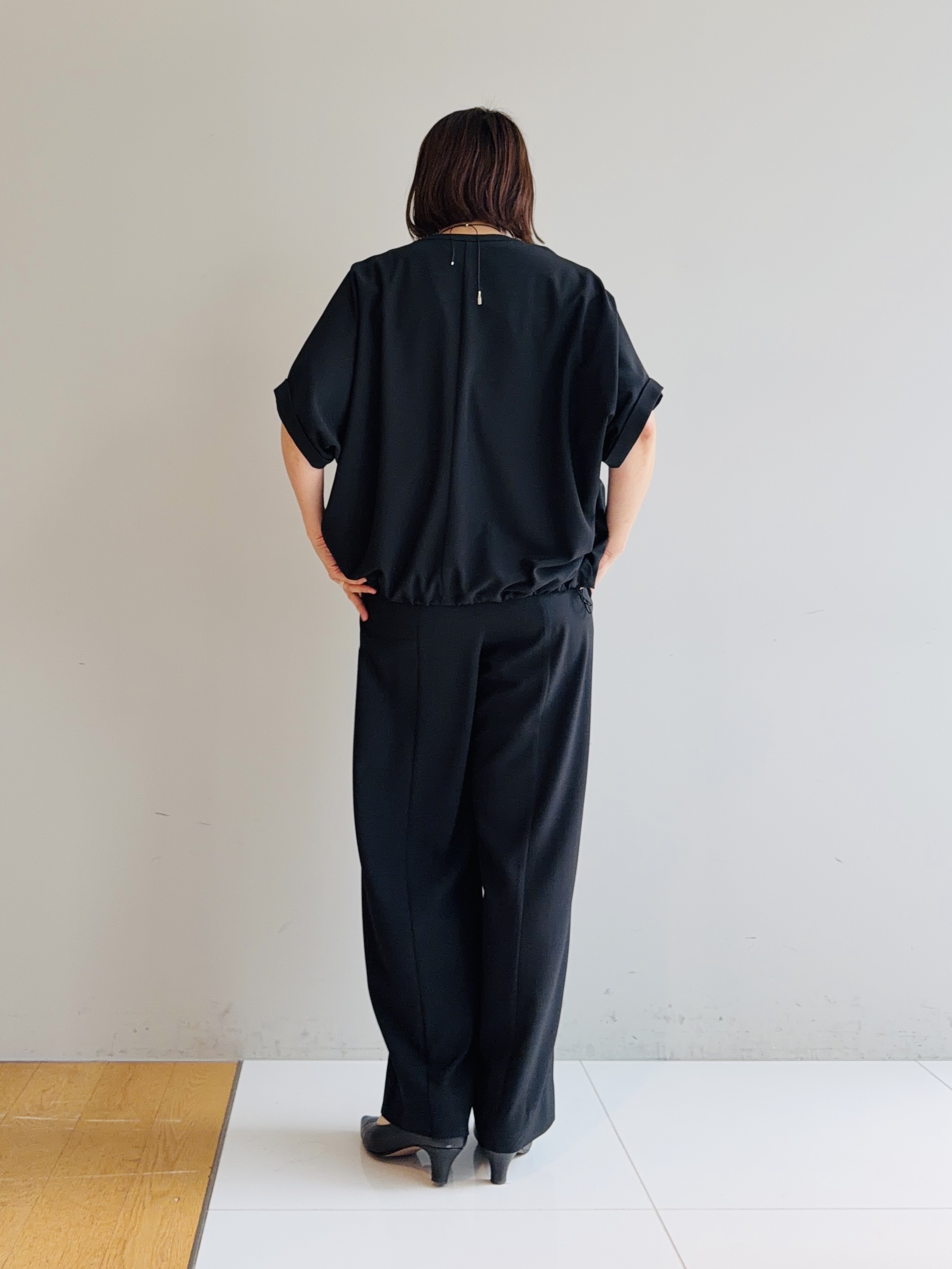 murayamaさんの「INDIVI｜【秋羽織り/着る日傘】ドルマンフォルムブルゾン」を使ったコーディネート
