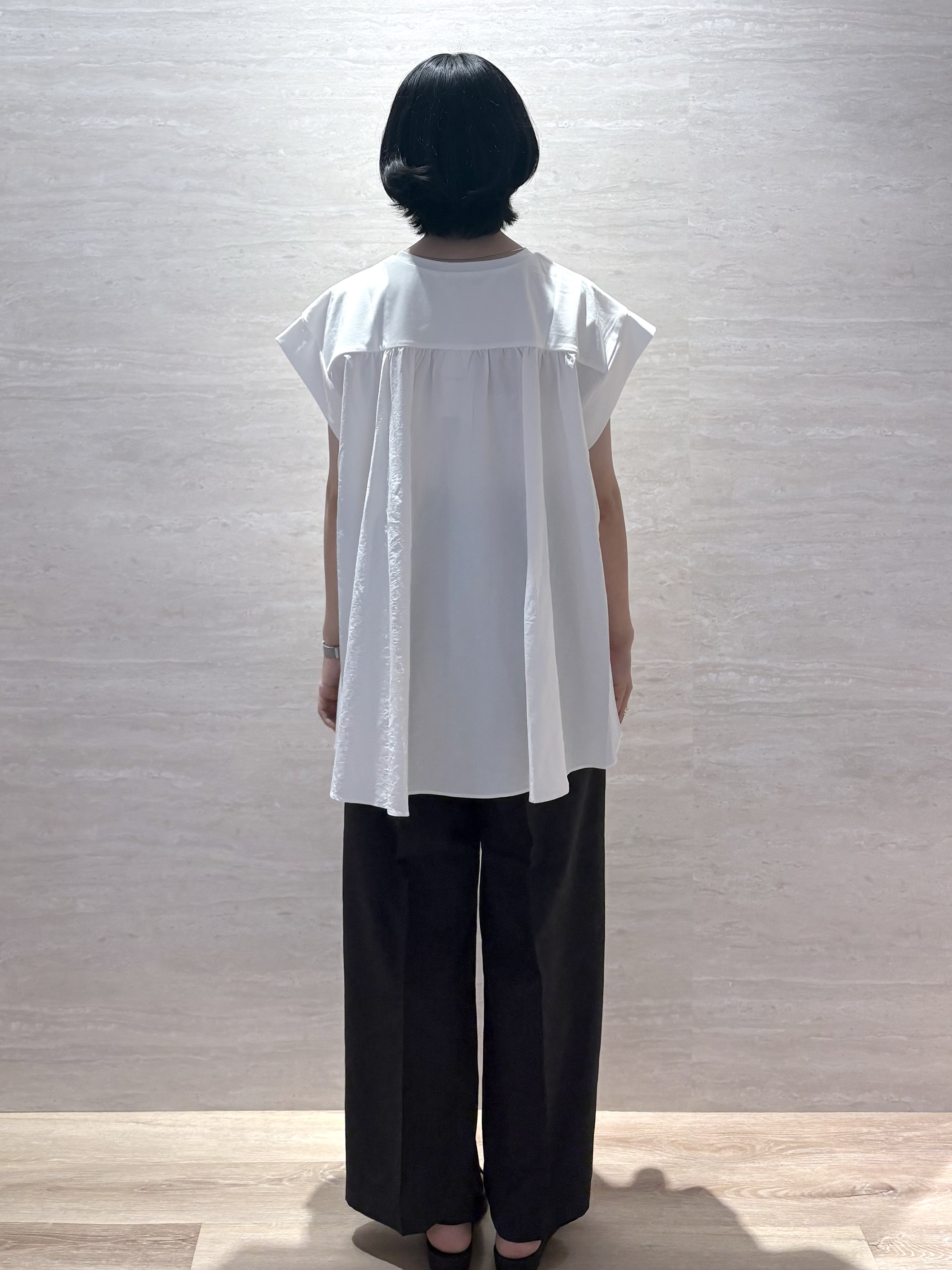 JIMAさんの「OPAQUE.CLIP｜【接触冷感】バックフレアドッキングカットソー《洗濯機OK》」を使ったコーディネート