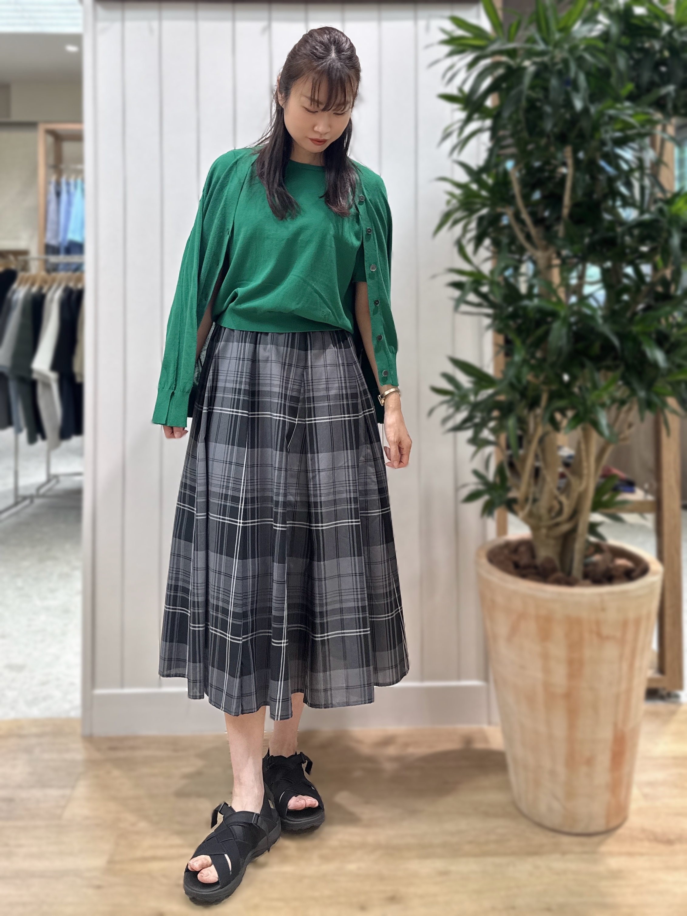 Junさんの「Dessin｜【9色展開/接触冷感/UVカット】ドライタッチサマーニットT」を使ったコーディネート