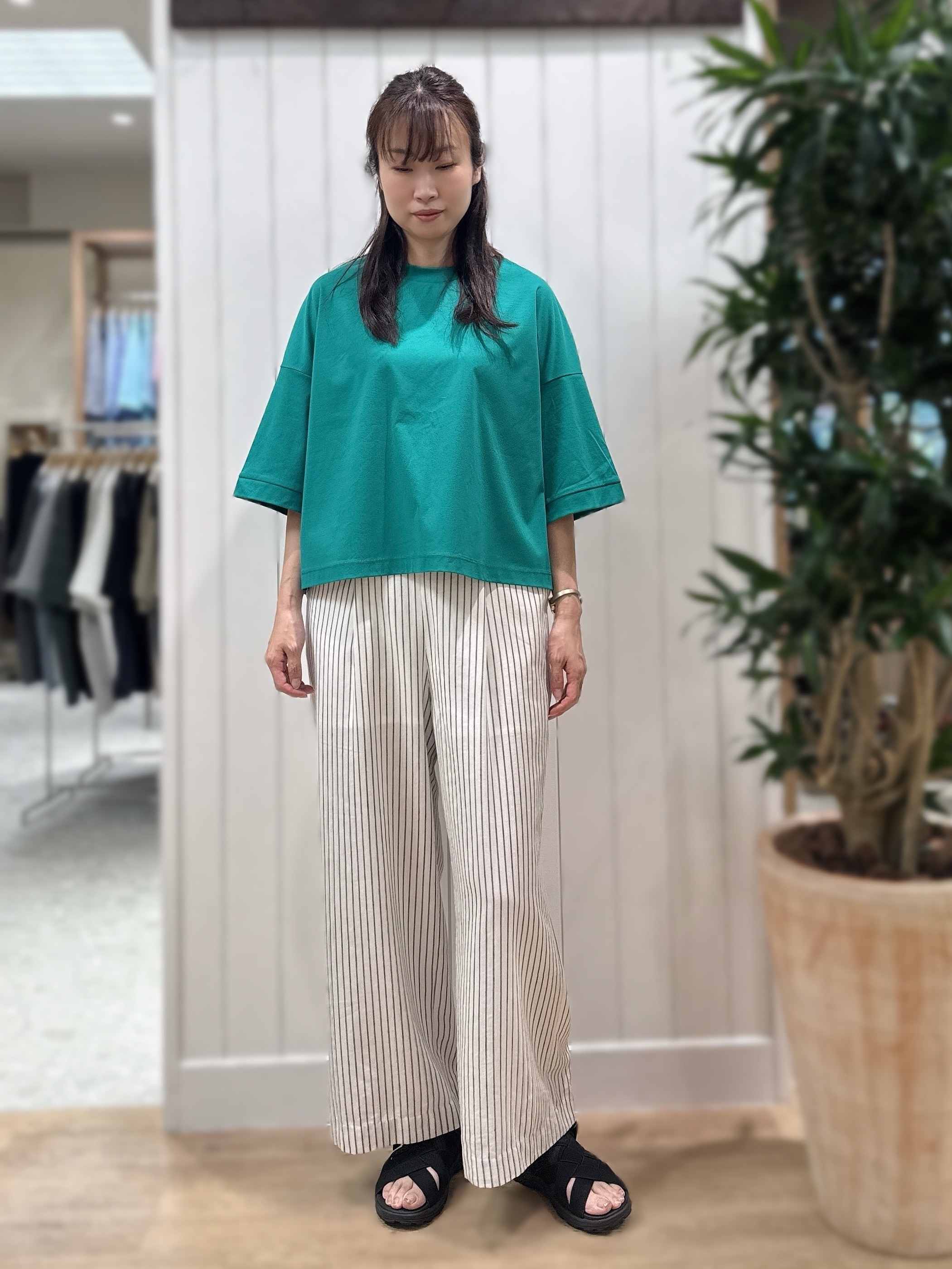Junさんの「Dessin｜【体型カバー】美光沢カットソーボクシーシルエット」を使ったコーディネート