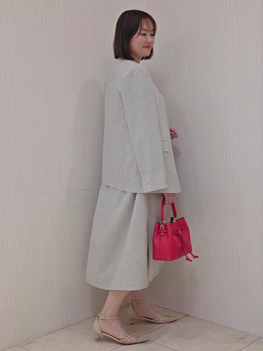 naokoさんの「UNTITLED｜◆【さらりと快適/セットアップ可/UV/接触冷感】スラブカラーレスジャケット」を使ったコーディネート
