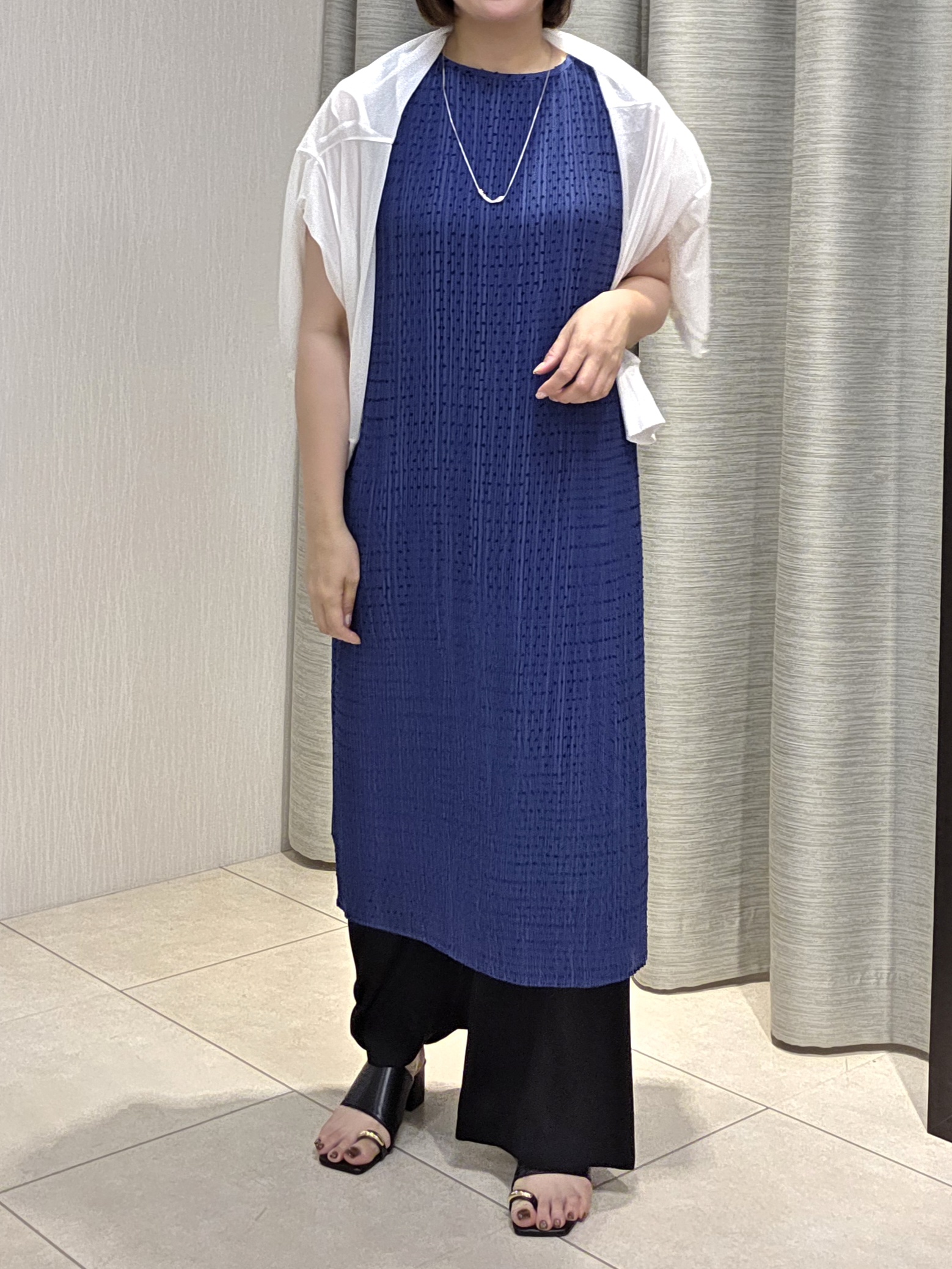naokoさんの「UNTITLED｜【華やか/シアー感】ドットジャガードワンピース」を使ったコーディネート