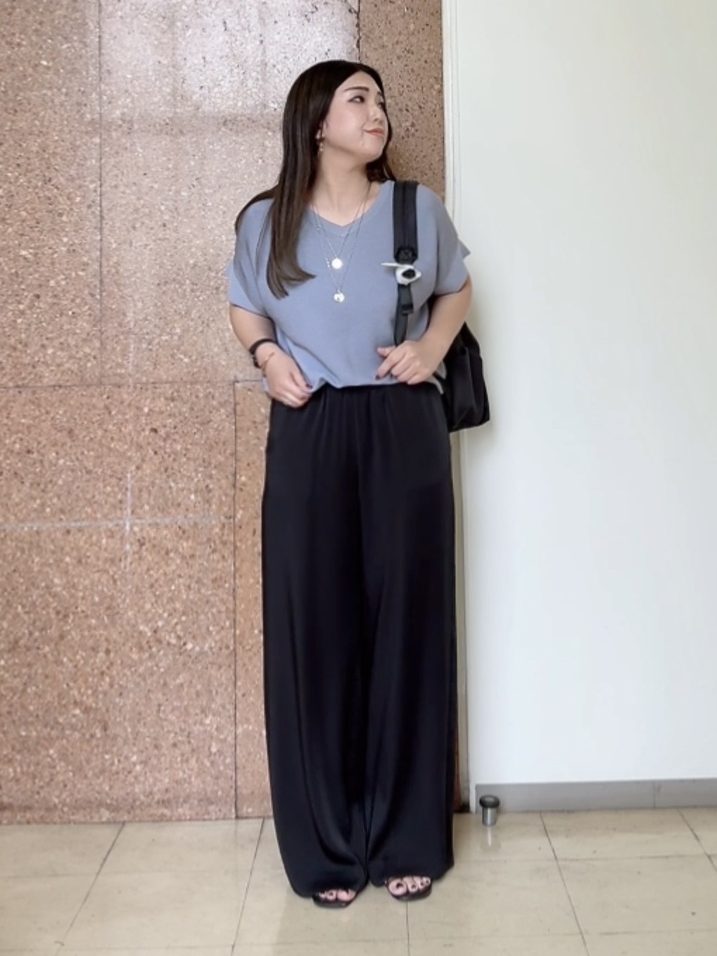 なかじさんの「UNTITLED｜【11色展開/体型カバー】前後2WAYフレンチスリーブニット」を使ったコーディネート