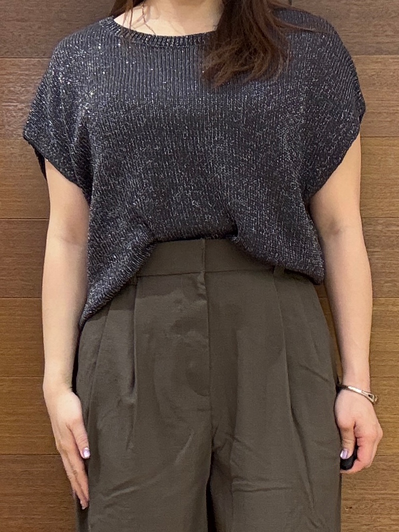 maichiさんの「OPAQUE.CLIP｜ラメメッシュ フレンチスリーブニット【洗濯機OK】」を使ったコーディネート