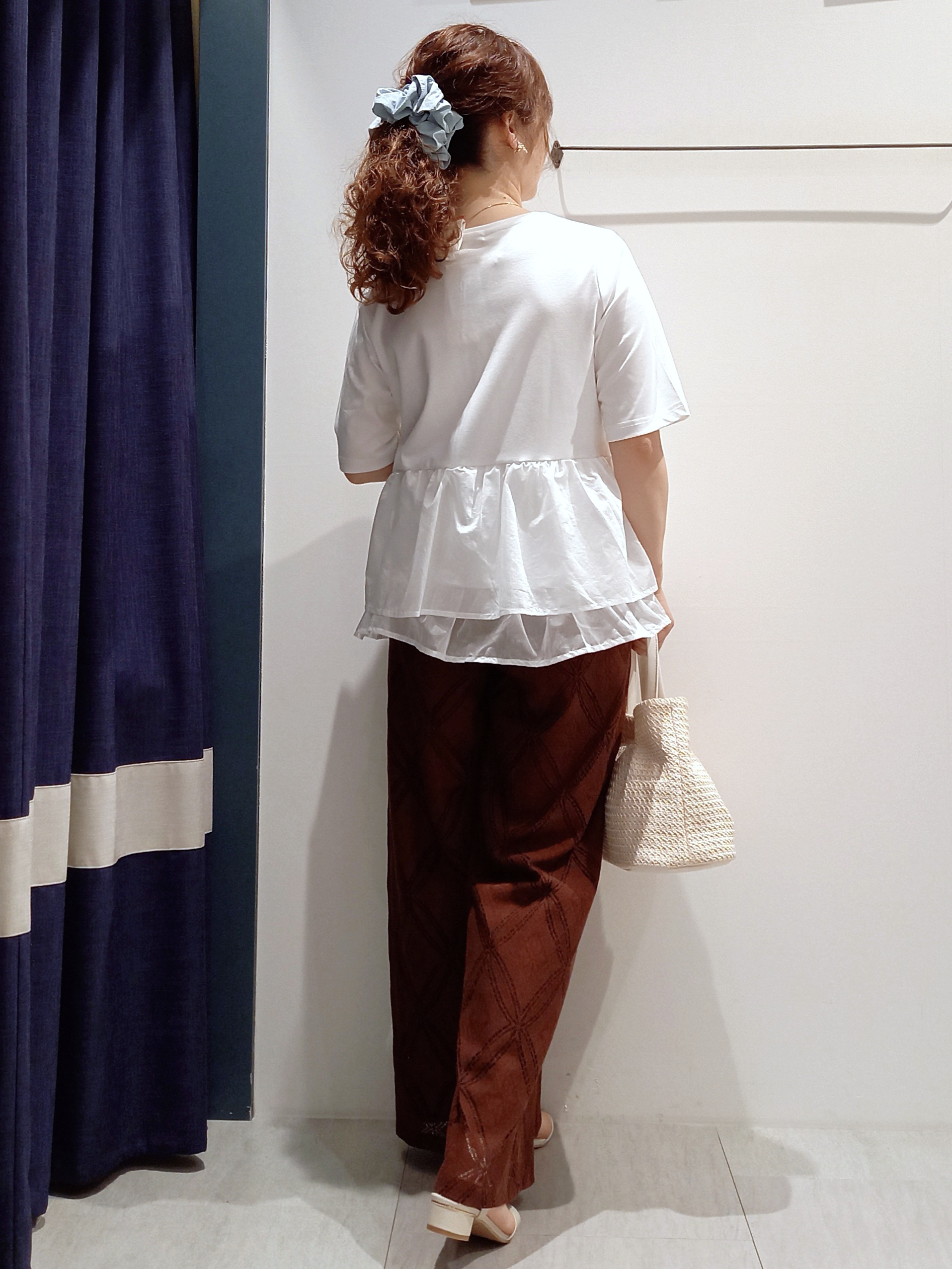 miiさんの「grove｜【体型カバー】INせず決まる、ウエストシアーフリルTシャツ」を使ったコーディネート