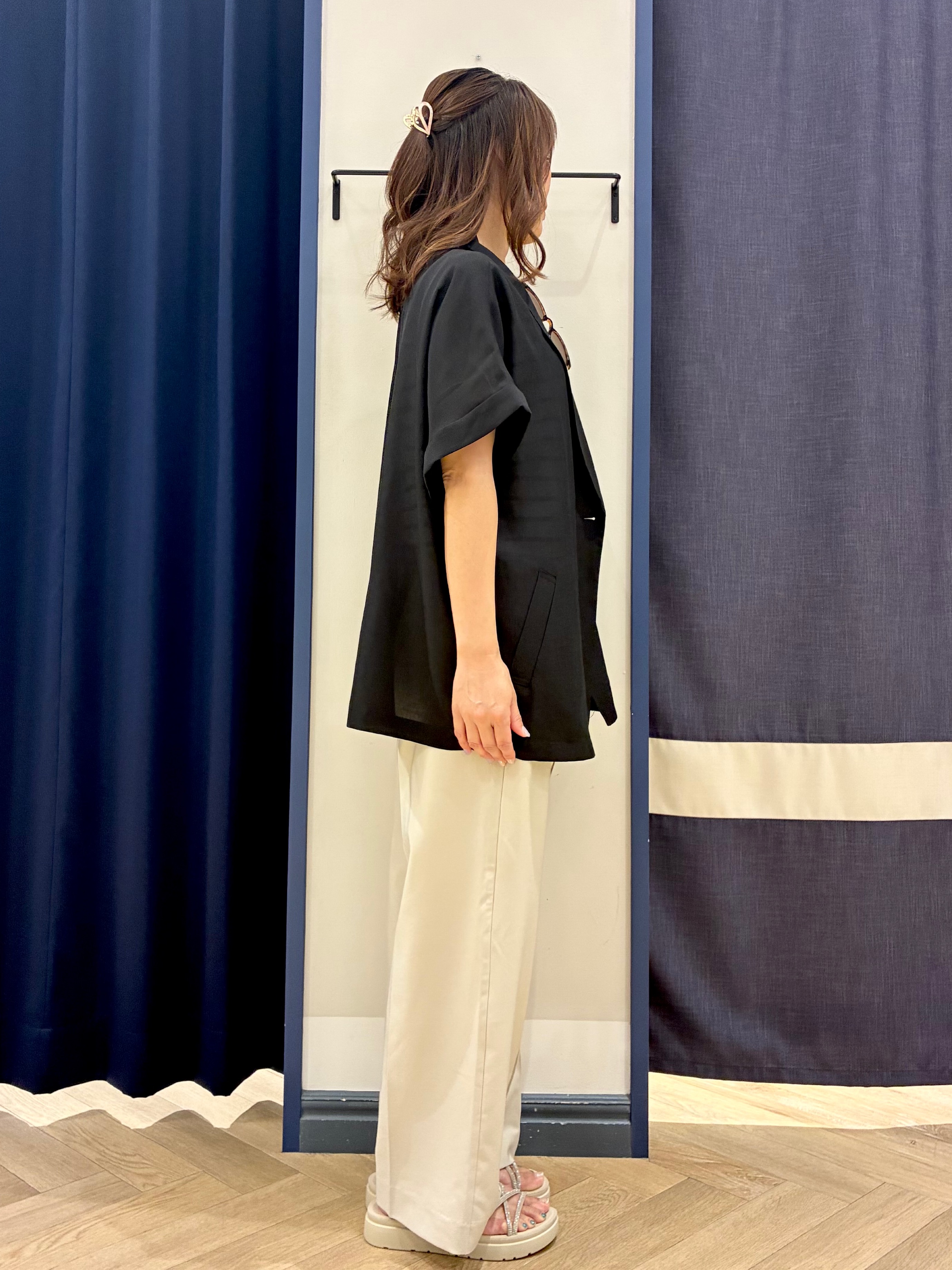 Orikaさんの「grove｜【洗濯機OK/SETUP可】シワになりにくいハーフスリーブジャケット」を使ったコーディネート