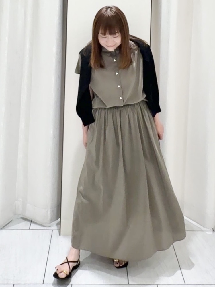 ʏᴜᴋɪᴋᴏさんの「UNTITLED｜【セットアップ可/軽量/清涼感】ローンギャザーブラウス」を使ったコーディネート