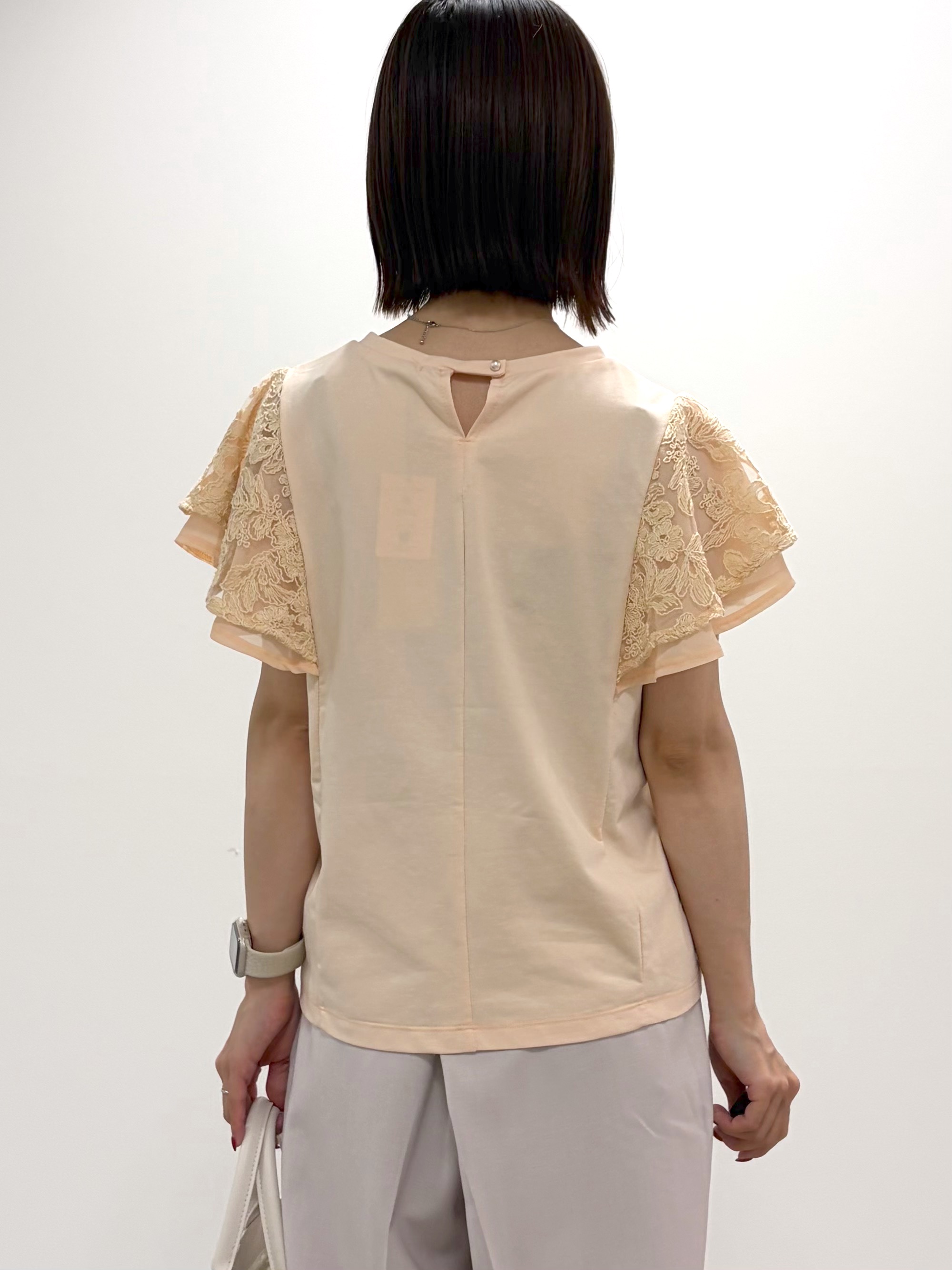 kozuさんの「index｜【接触冷感／UV】レースフレアスリーブトップス《洗濯機OK》」を使ったコーディネート