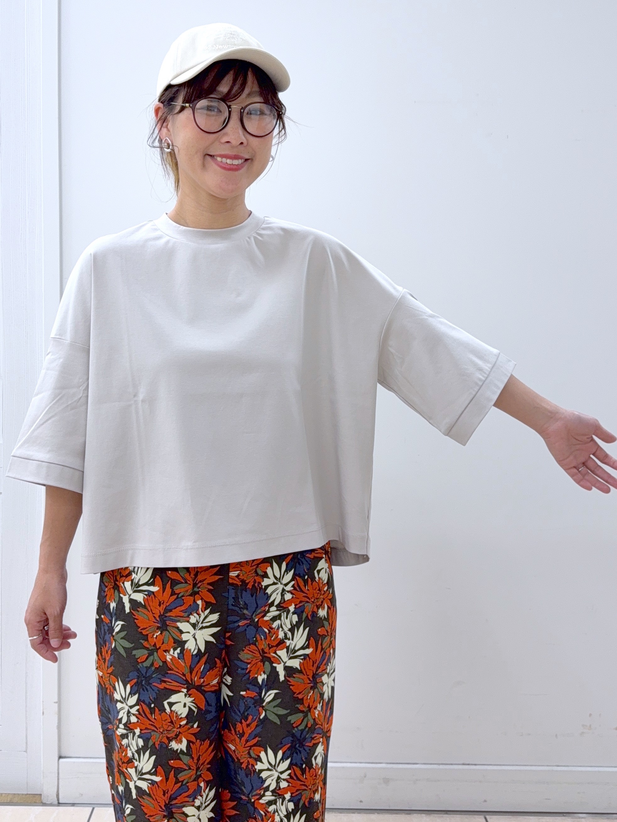 Osawaさんの「Dessin｜【体型カバー】美光沢カットソーボクシーシルエット」を使ったコーディネート