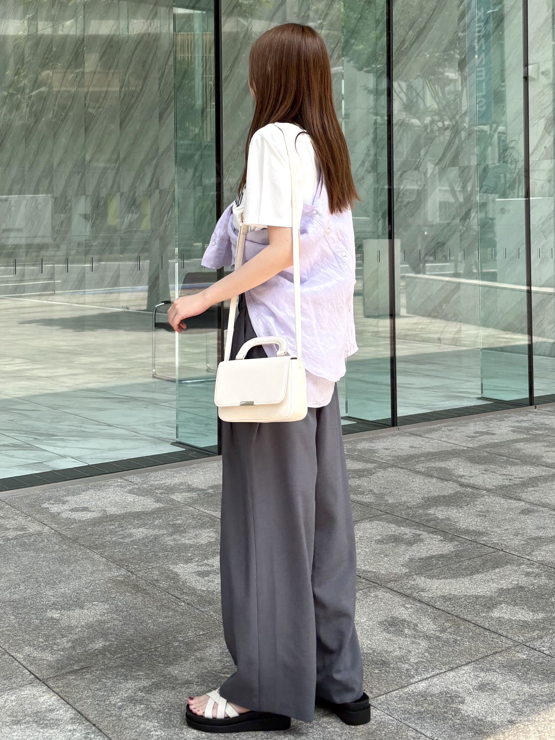 めぐさんの「OPAQUE.CLIP｜アソートロゴTシャツ【洗濯機OK】」を使ったコーディネート