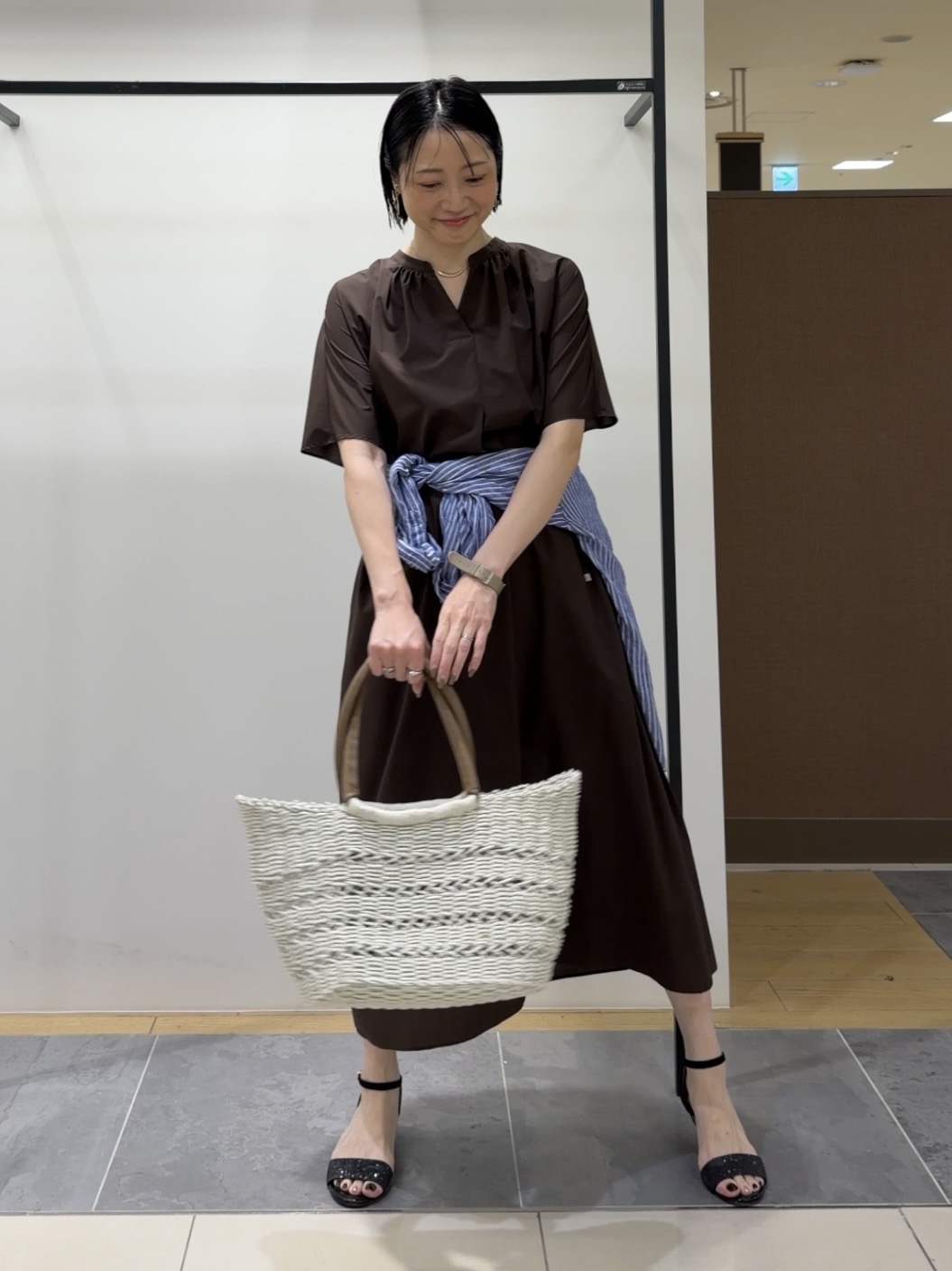 shihoさんの「INDIVI｜【撥水／UVカット】ベルト付きワンピース」を使ったコーディネート