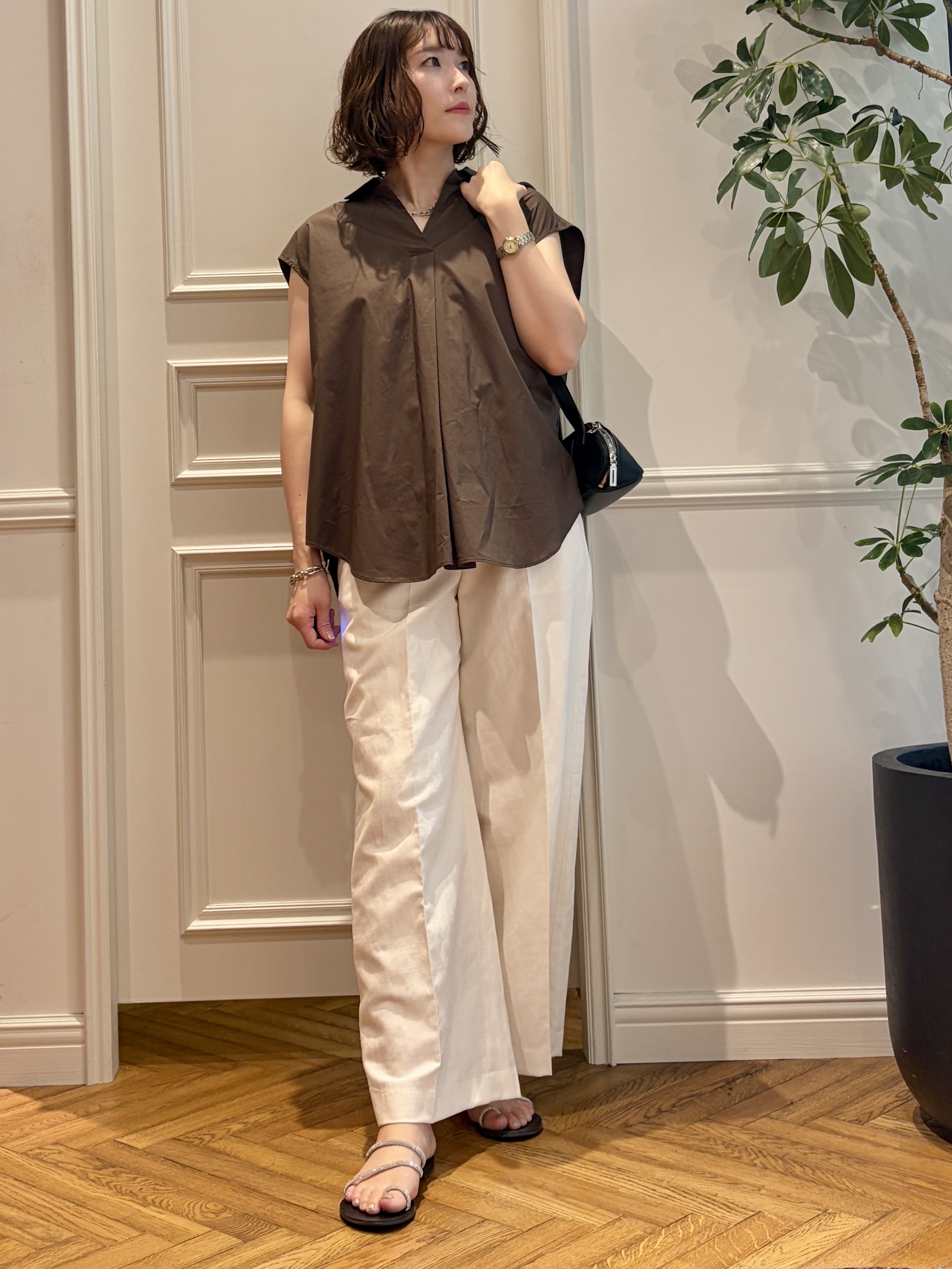 nakaoさんの「DRESSTERIOR｜◆【セットアップ可/ウォッシャブル】リネンブレンドワイドパンツ」を使ったコーディネート