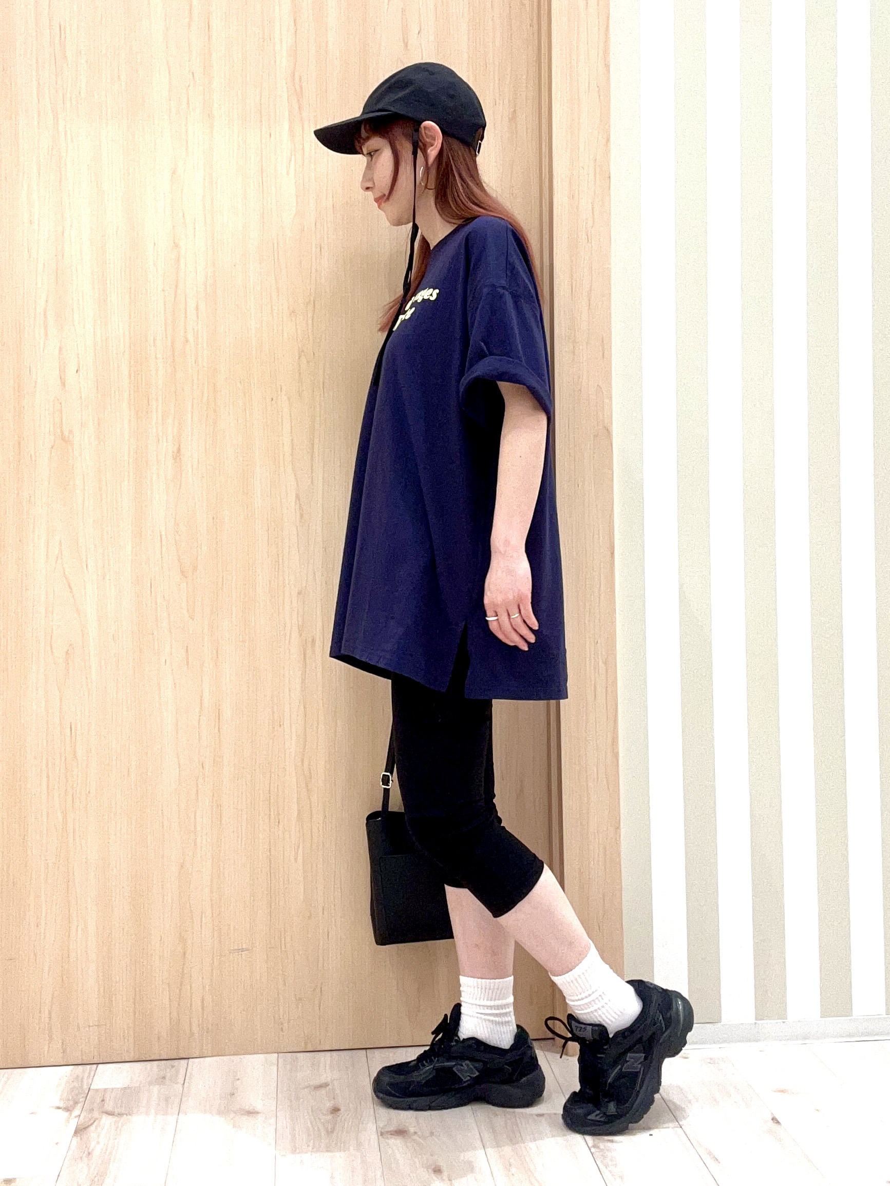 ririさんの「SHOO･LA･RUE｜【体型カバー】ゆるっとBIGアソートTシャツ」を使ったコーディネート
