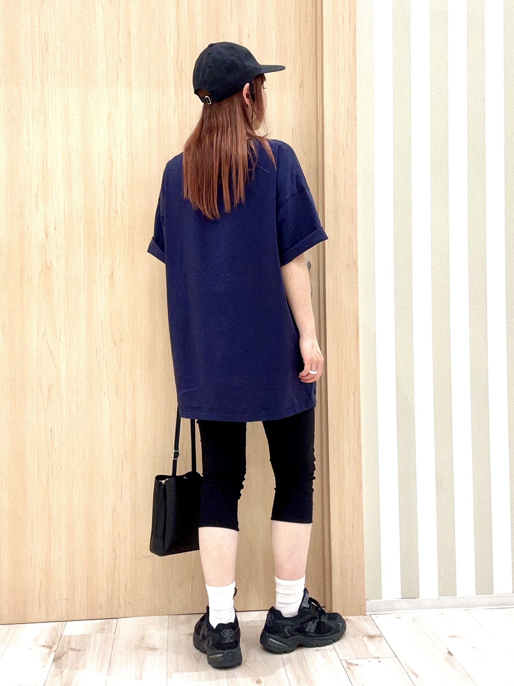 ririさんの「SHOO･LA･RUE｜【体型カバー】ゆるっとBIGアソートTシャツ」を使ったコーディネート