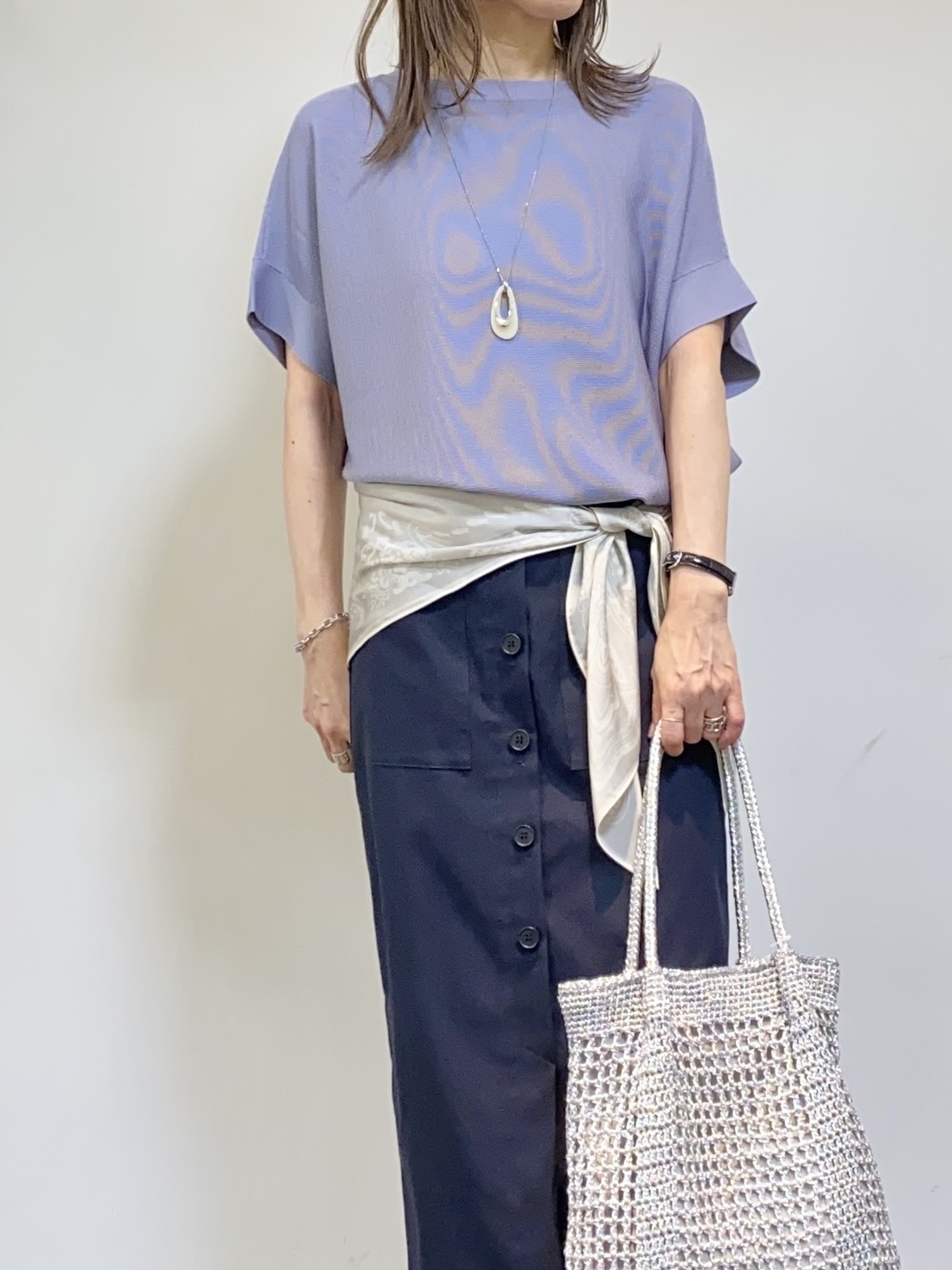 tomoさんの「UNTITLED｜【11色展開/体型カバー】前後2WAYフレンチスリーブニット」を使ったコーディネート