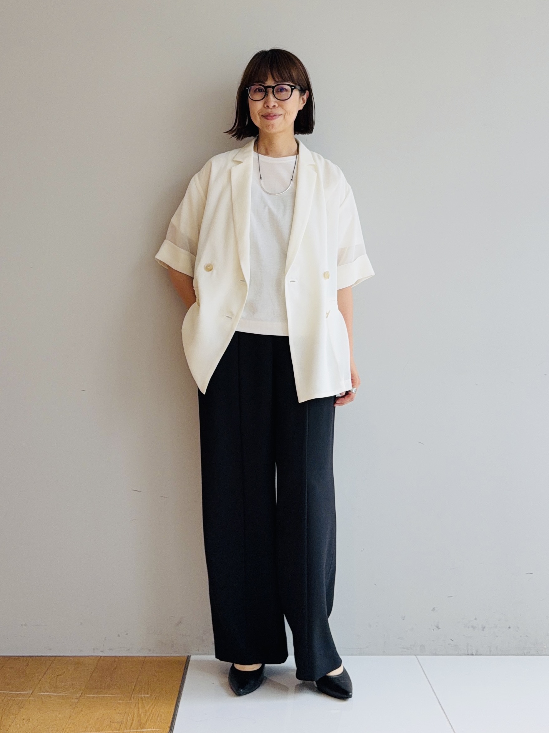 murayamaさんの「INDIVI｜【洗える／メッシュ素材／SETUP可能】半袖シアージャケット」を使ったコーディネート