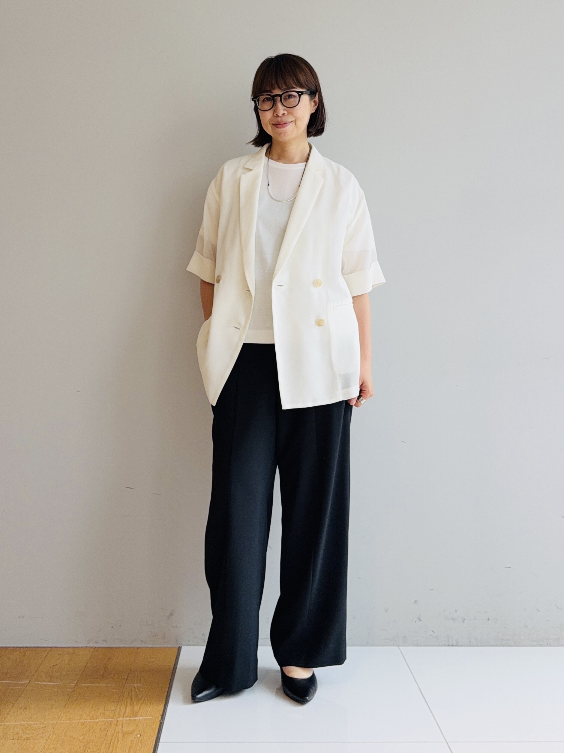 murayamaさんの「INDIVI｜【洗える／メッシュ素材／SETUP可能】半袖シアージャケット」を使ったコーディネート
