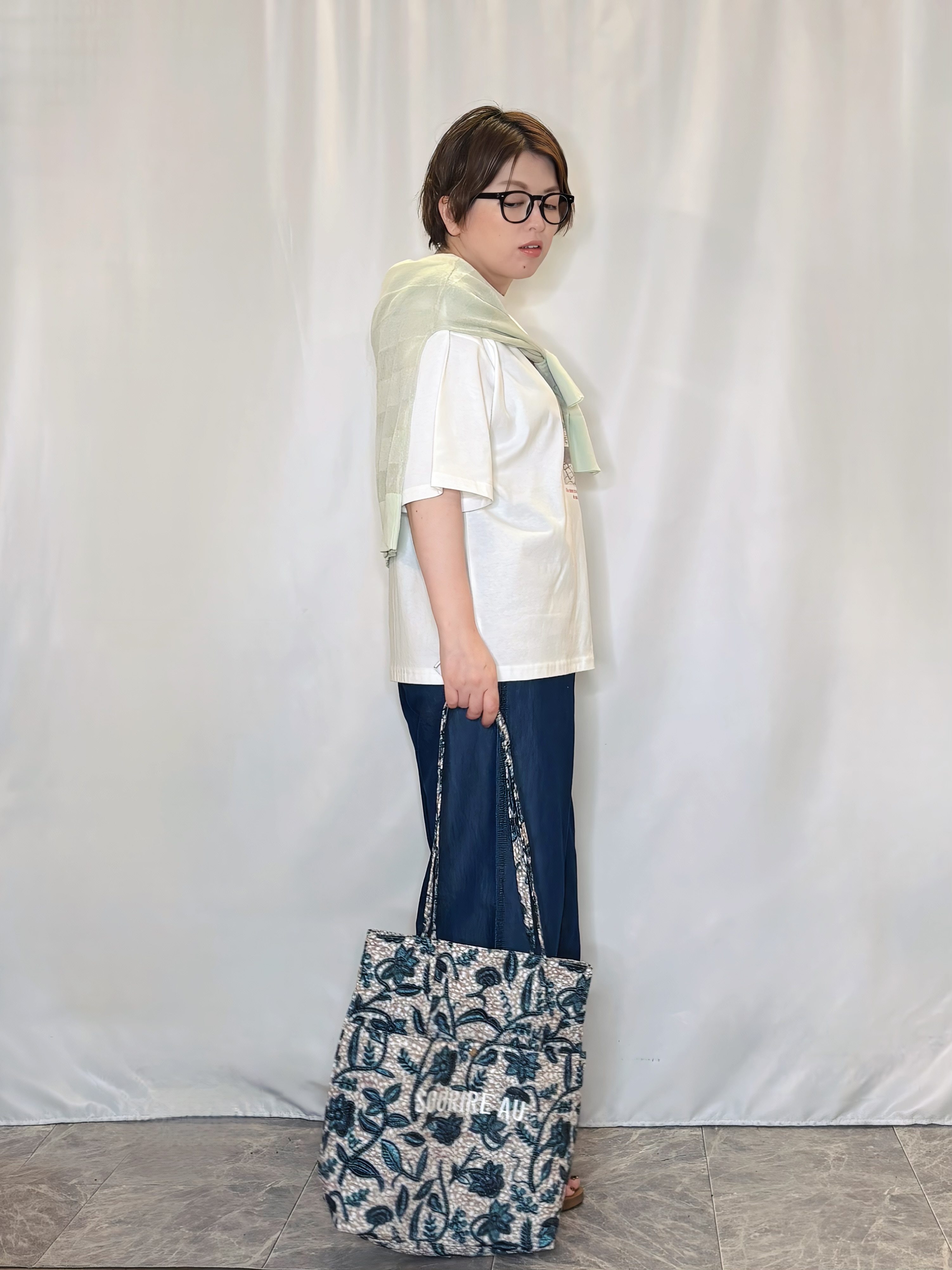 たみさんの「SHOO･LA･RUE｜【洗濯機可/S-LL】涼し気な透け感 日差し冷房対策に シアーボーダーカーディガン」を使ったコーディネート