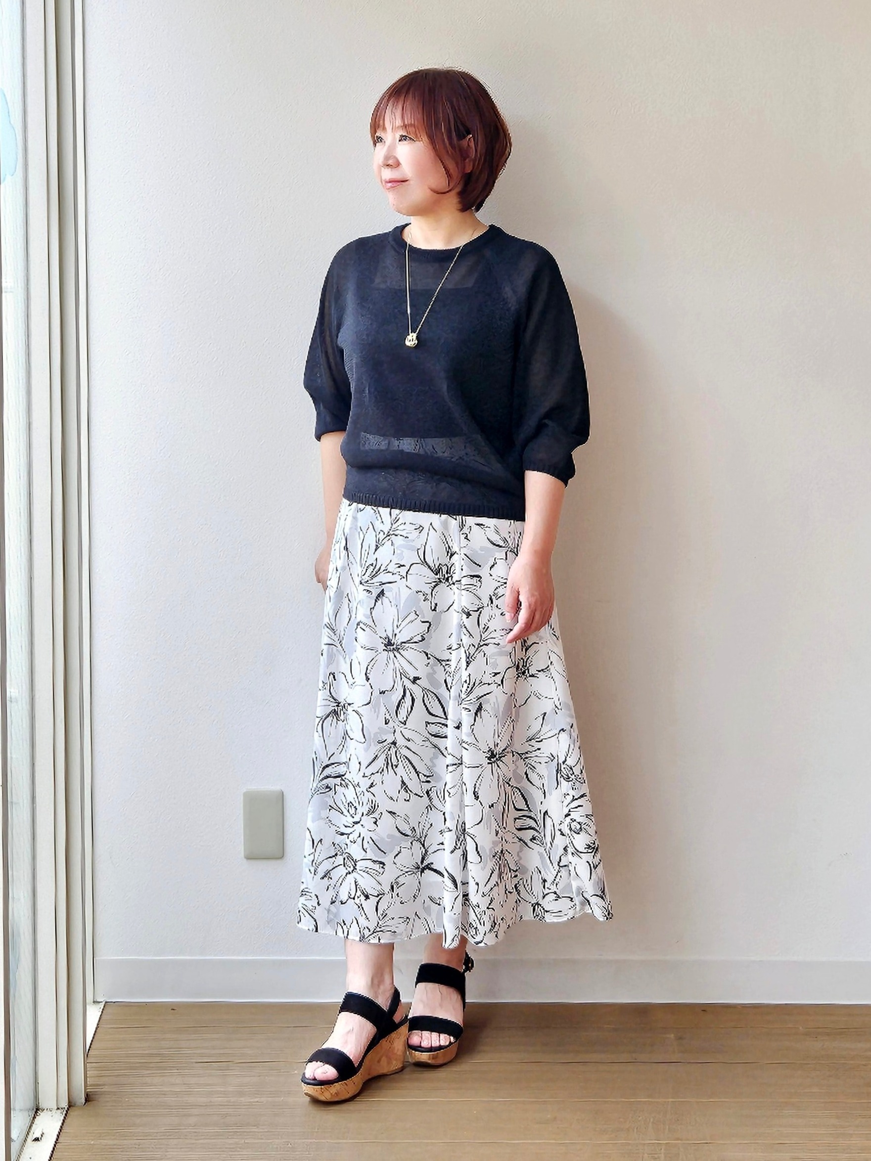 やじまさんの「UNTITLED｜【洗える/ゆったり】クルーネックドライニット」を使ったコーディネート