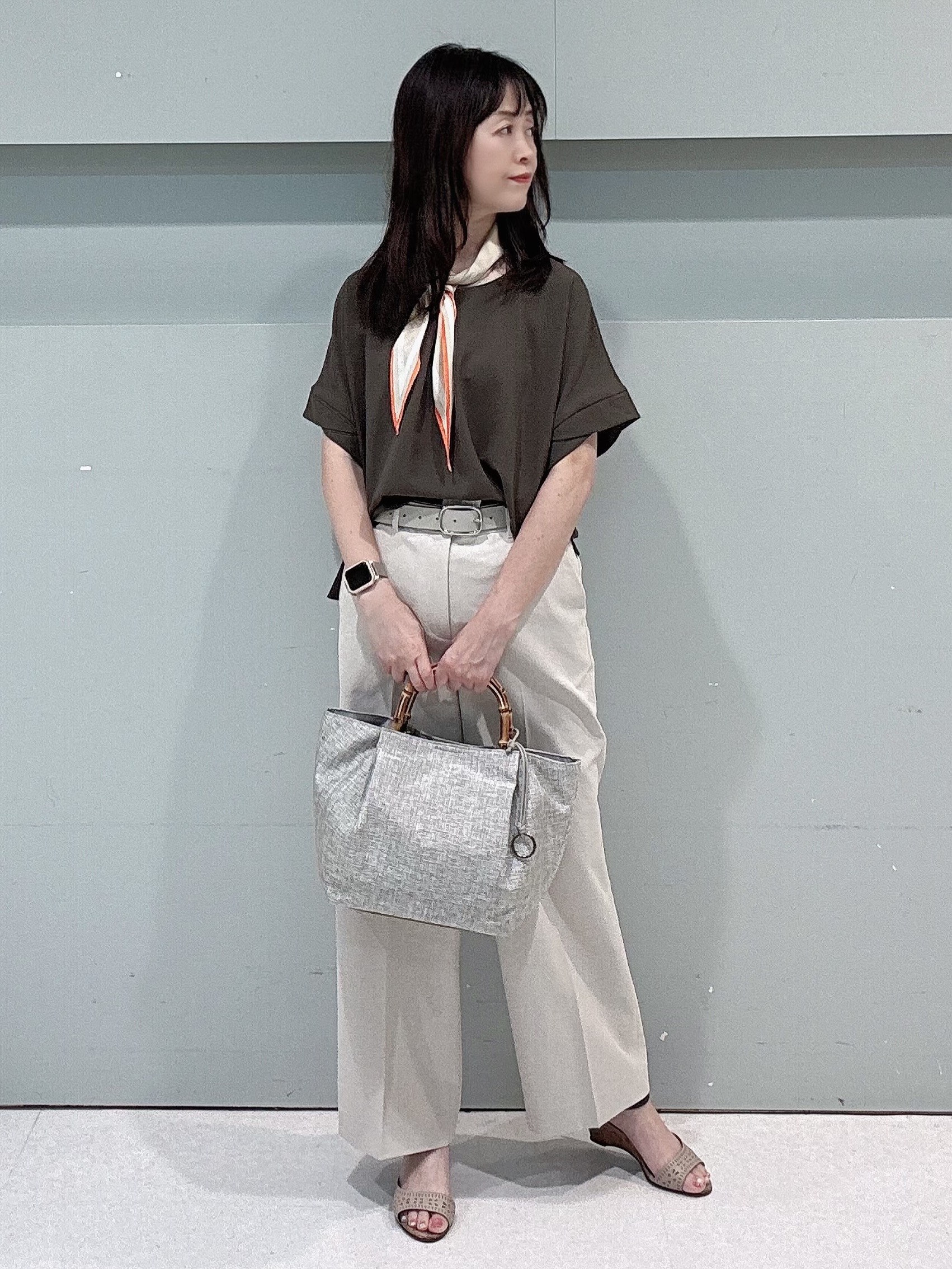 makiさんの「UNTITLED｜【セットアップ可/UVカット/前後2WAY】リラクシーフレンチスリーブブラウス」を使ったコーディネート