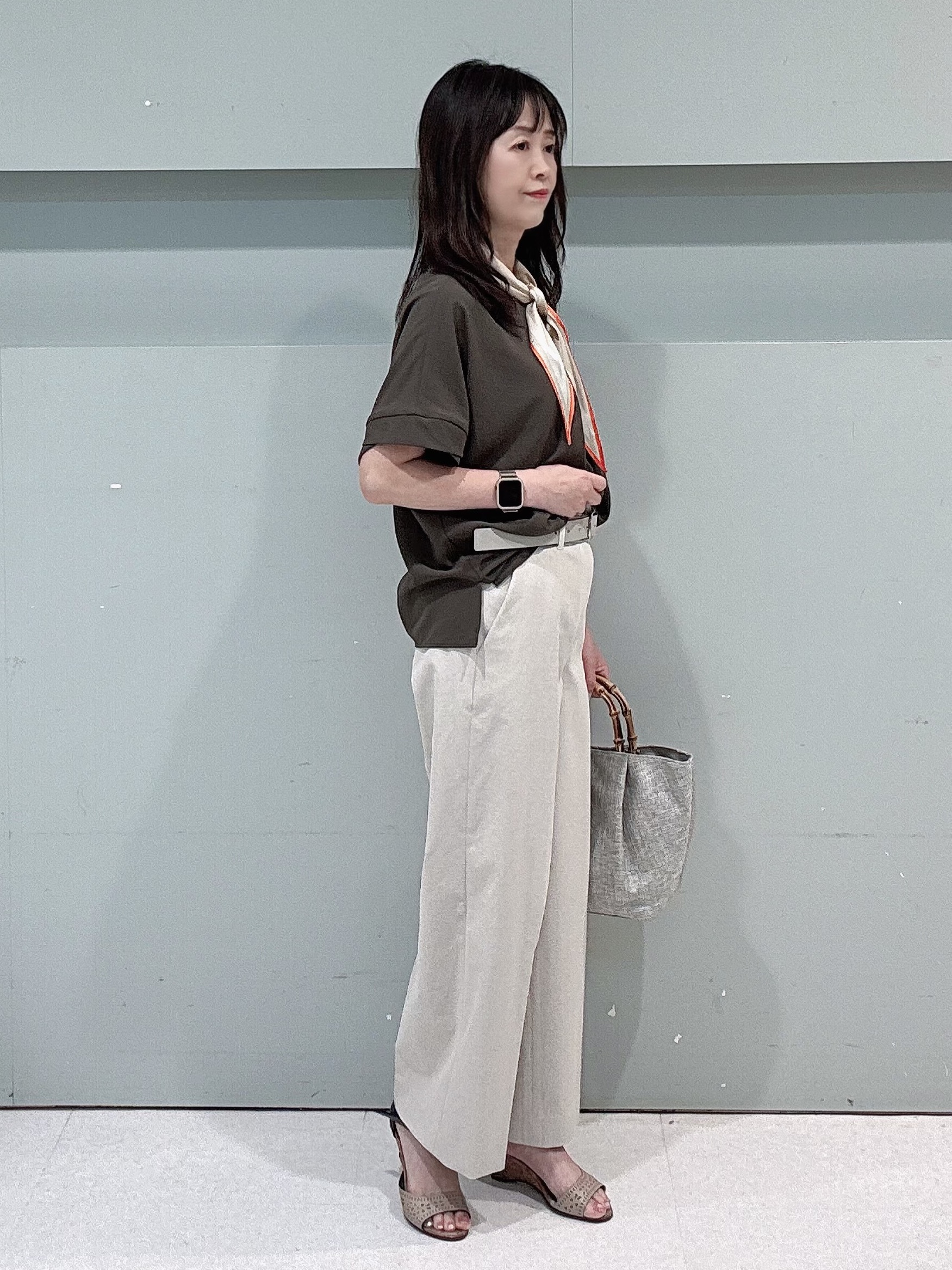 makiさんの「UNTITLED｜【セットアップ可/UVカット/前後2WAY】リラクシーフレンチスリーブブラウス」を使ったコーディネート