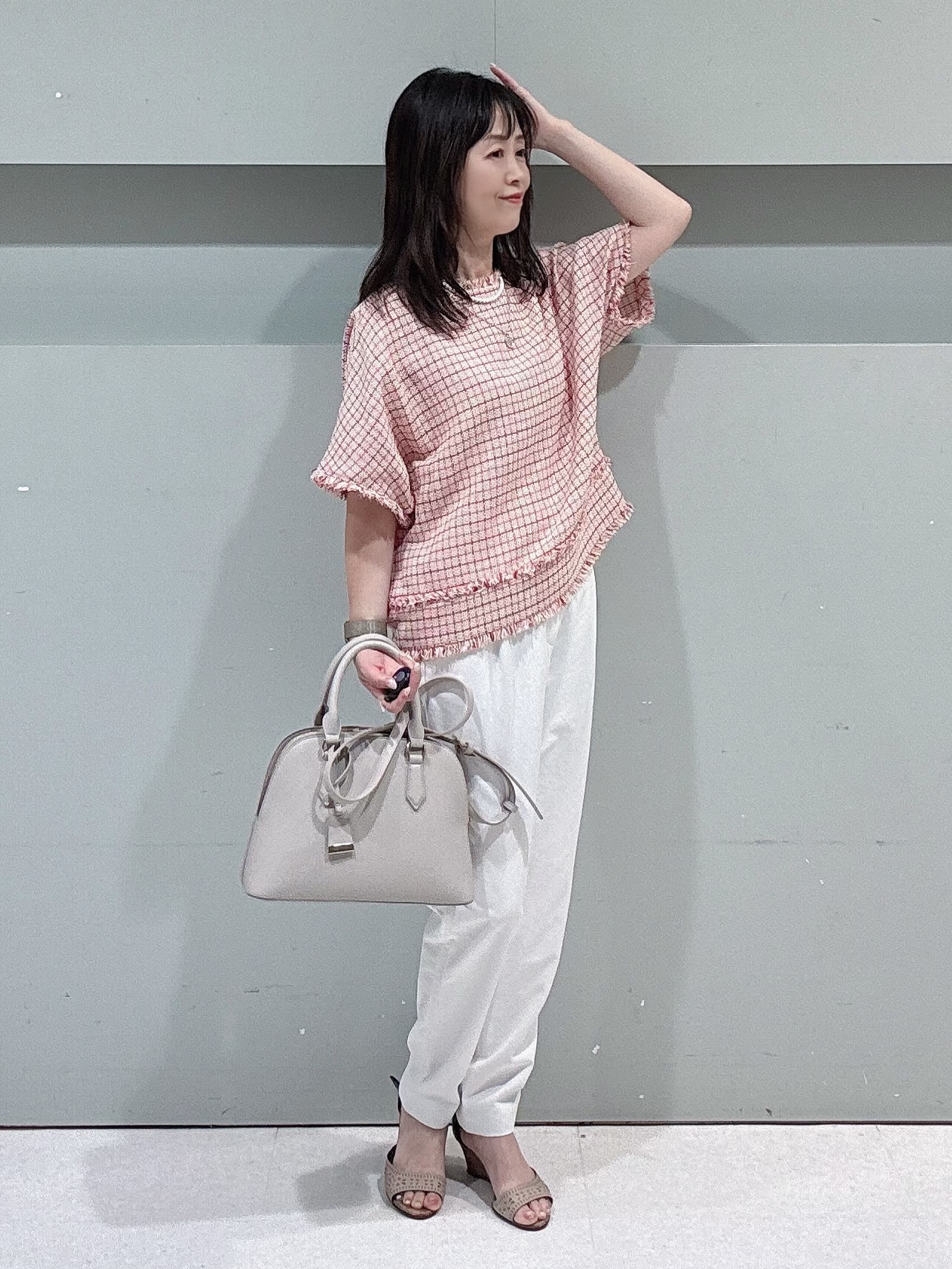 makiさんの「UNTITLED｜◆ファンシーツイードブラウス」を使ったコーディネート
