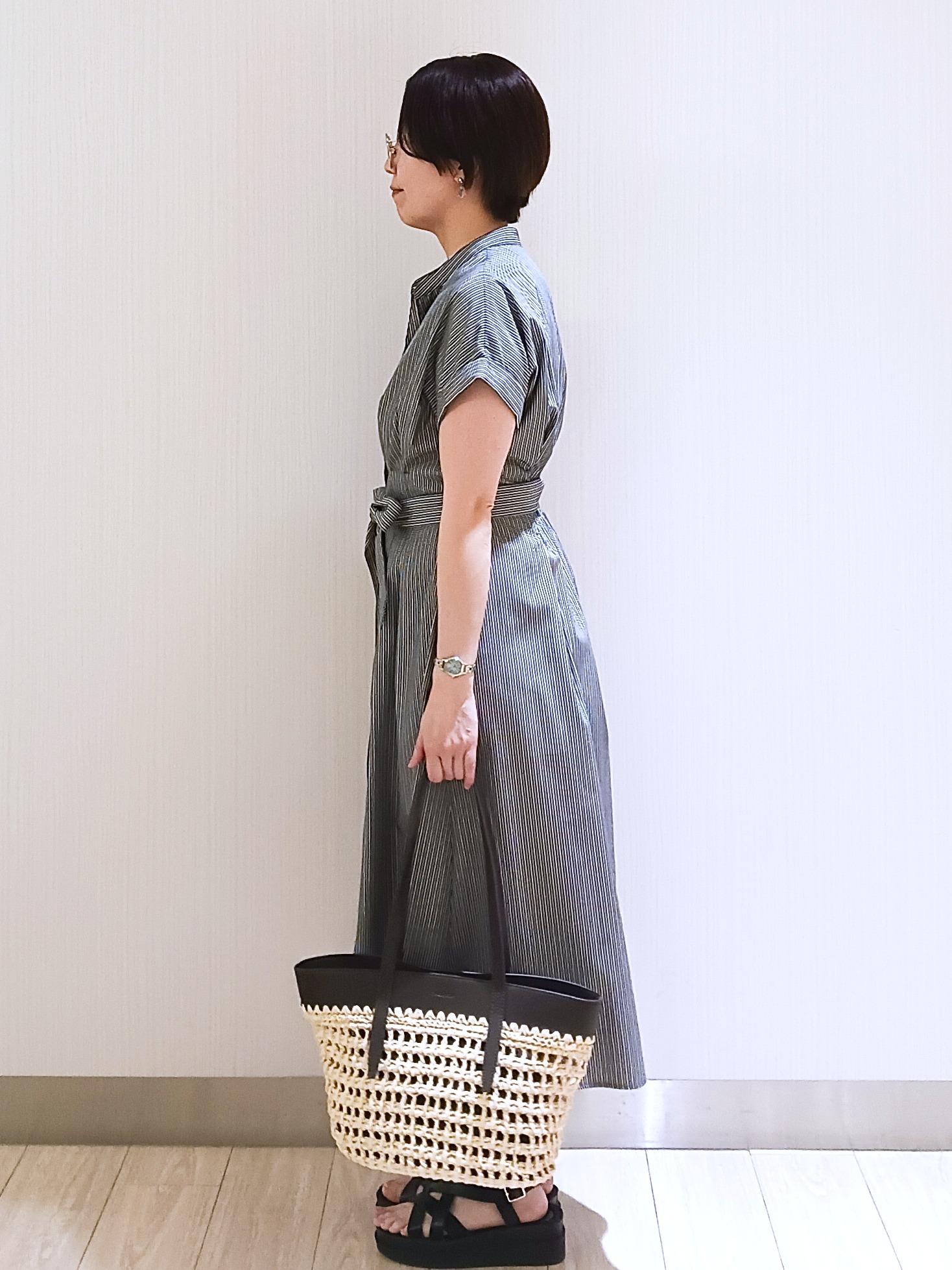 KaHoさんの「index｜【接触冷感／UV】ストライプタックシャツワンピース《洗濯機OK》」を使ったコーディネート