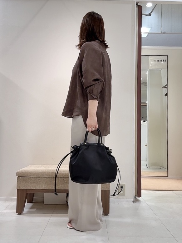 YUIさんの「UNTITLED｜【麻100】リネンドルマンシャツ」を使ったコーディネート