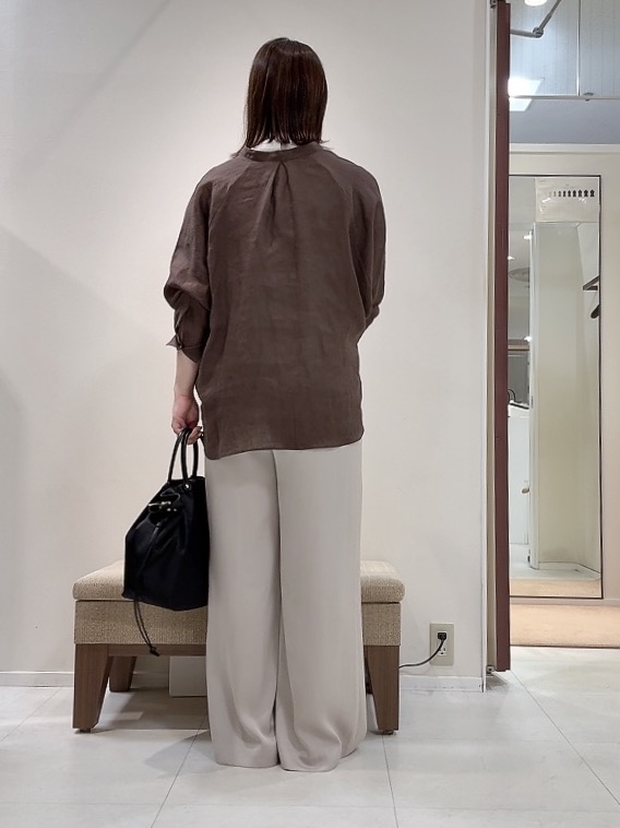 YUIさんの「UNTITLED｜【麻100】リネンドルマンシャツ」を使ったコーディネート