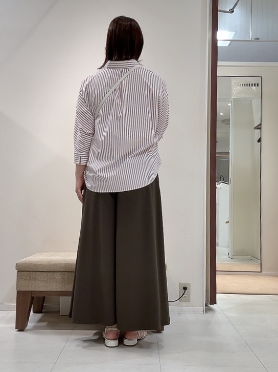 YUIさんの「UNTITLED｜【接触冷感/吸水速乾/UVカット】ドルマンスリーブシャツ」を使ったコーディネート