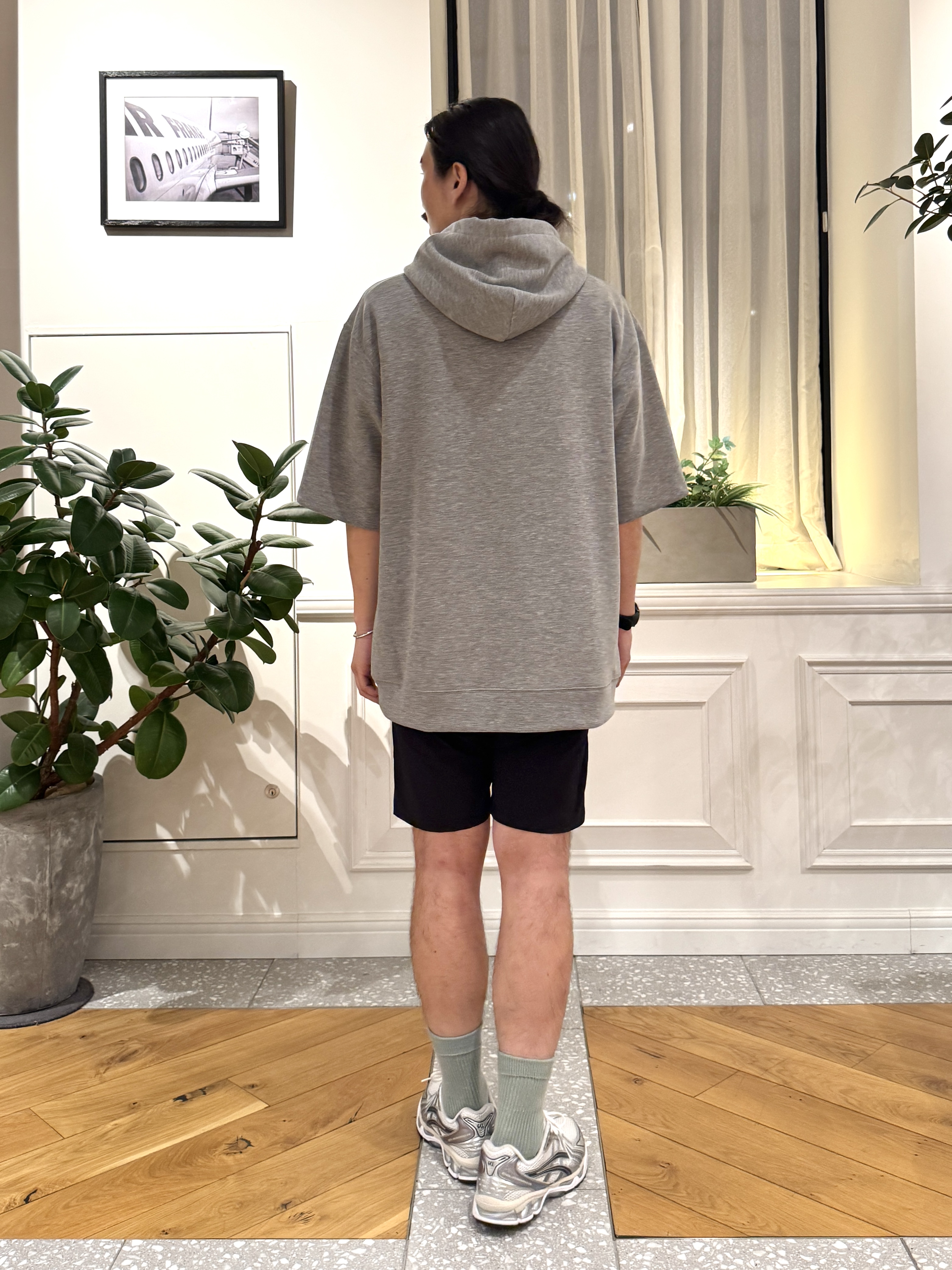 kawarataniさんの「DRESSTERIOR｜【セットアップ可】ダンボールフーディー」を使ったコーディネート