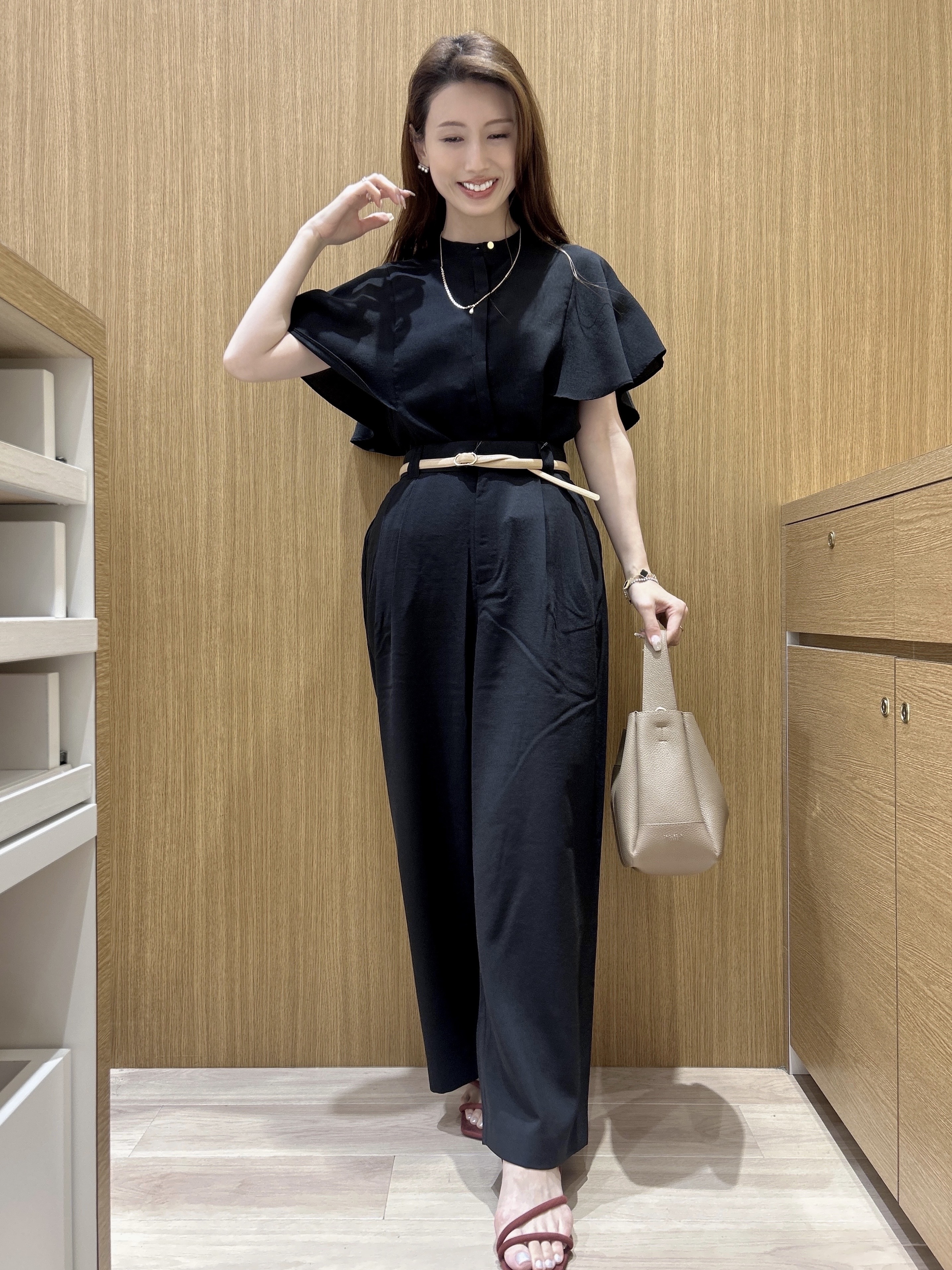 maiさんの「OPAQUE.CLIP｜【接触冷感／吸水速乾】フレアスリーブブラウス《イージーアイロン／洗濯機OK》」を使ったコーディネート