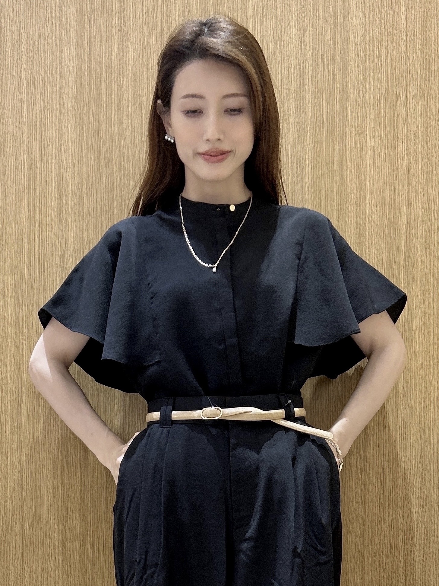 maiさんの「OPAQUE.CLIP｜【接触冷感／吸水速乾】フレアスリーブブラウス《イージーアイロン／洗濯機OK》」を使ったコーディネート