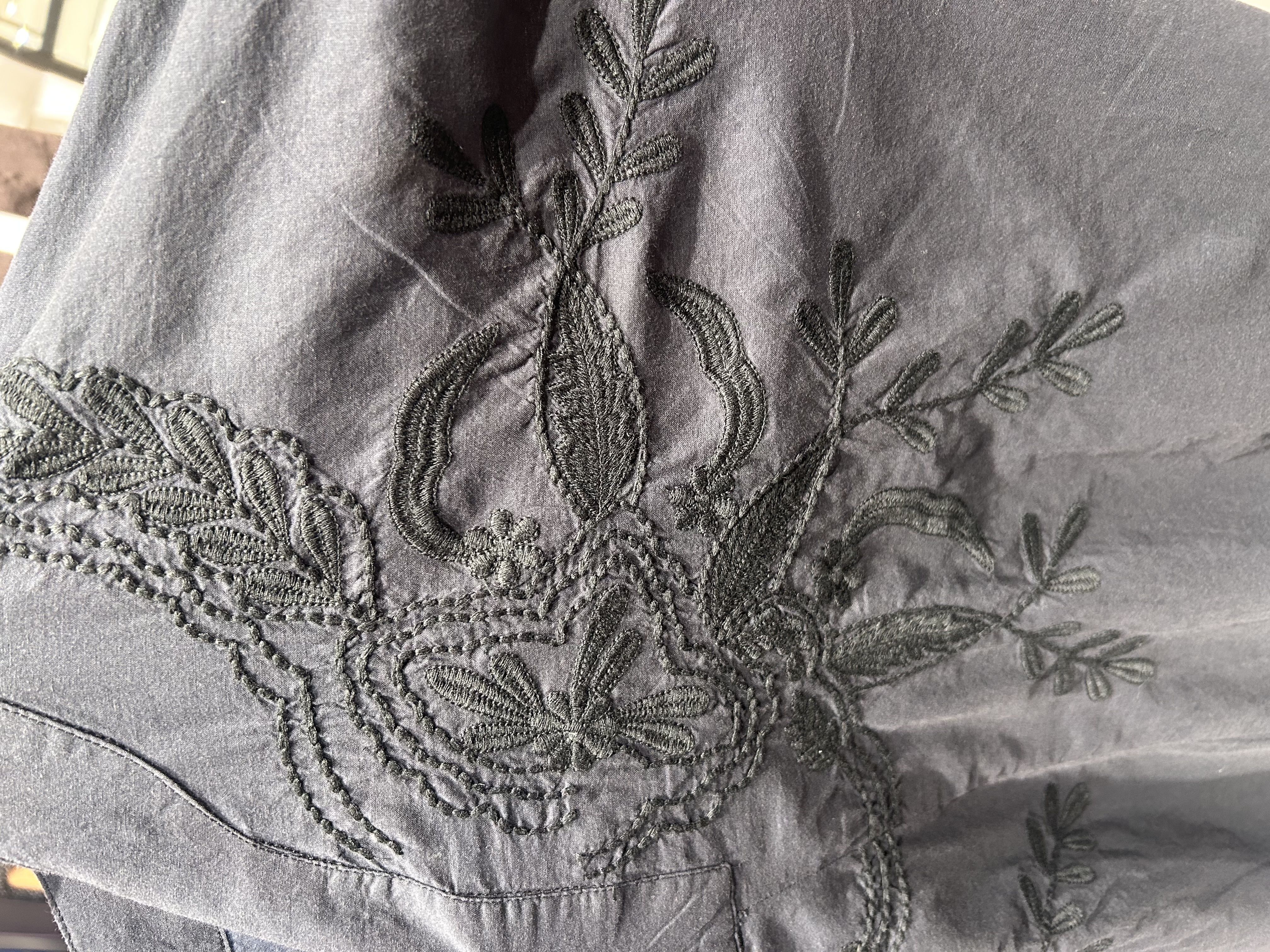 rairaiさんの「Dessin｜インドコットン 刺繍ワンピース」を使ったコーディネート