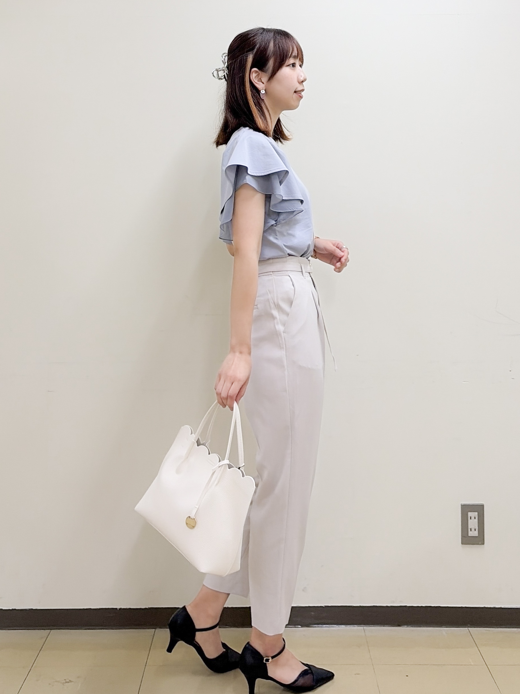 yurinaさんの「index｜【接触冷感／UVケア】シフォンフリルドッキングトップス《洗濯機OK》」を使ったコーディネート