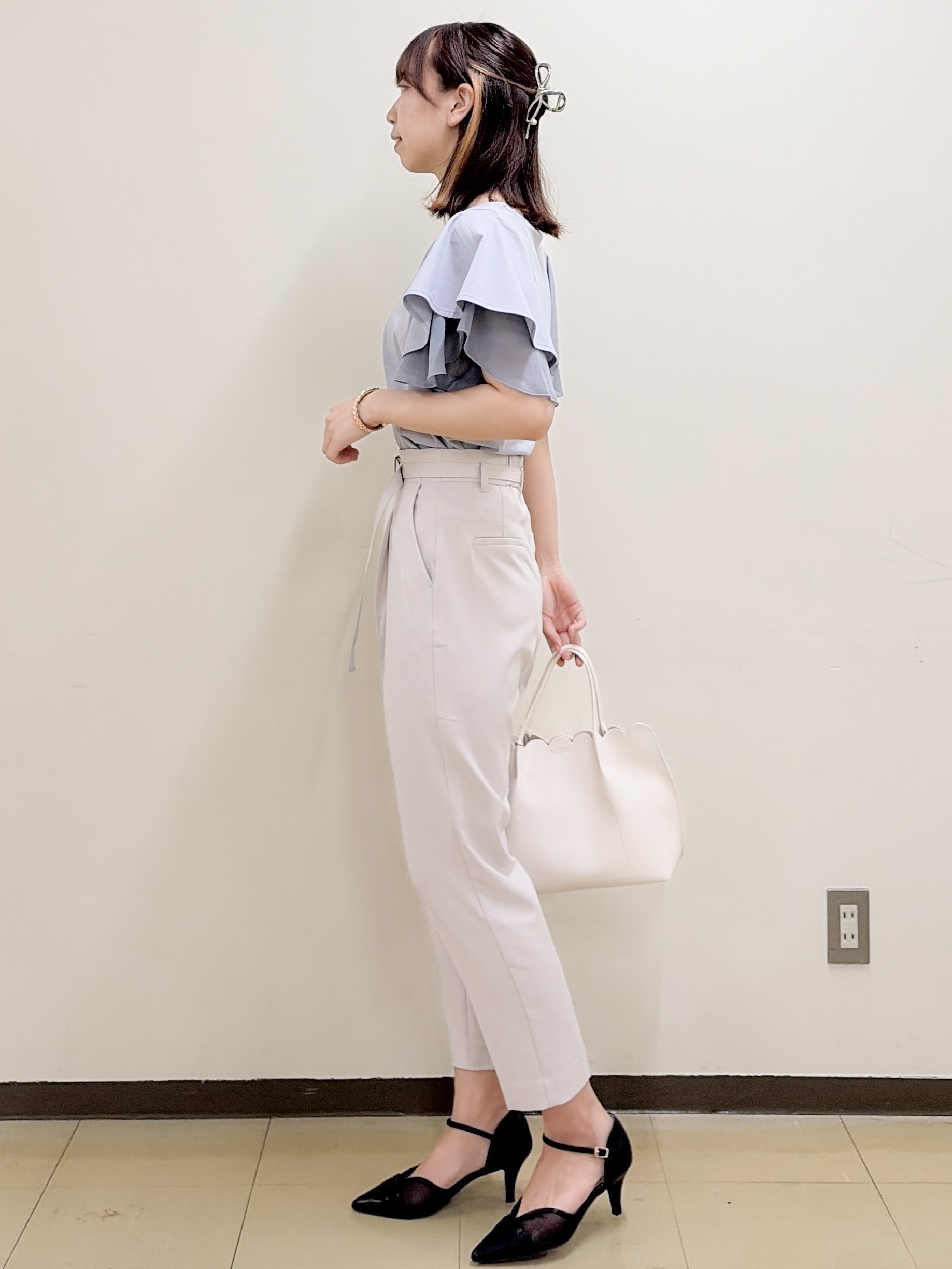 yurinaさんの「index｜【接触冷感／UVケア】シフォンフリルドッキングトップス《洗濯機OK》」を使ったコーディネート